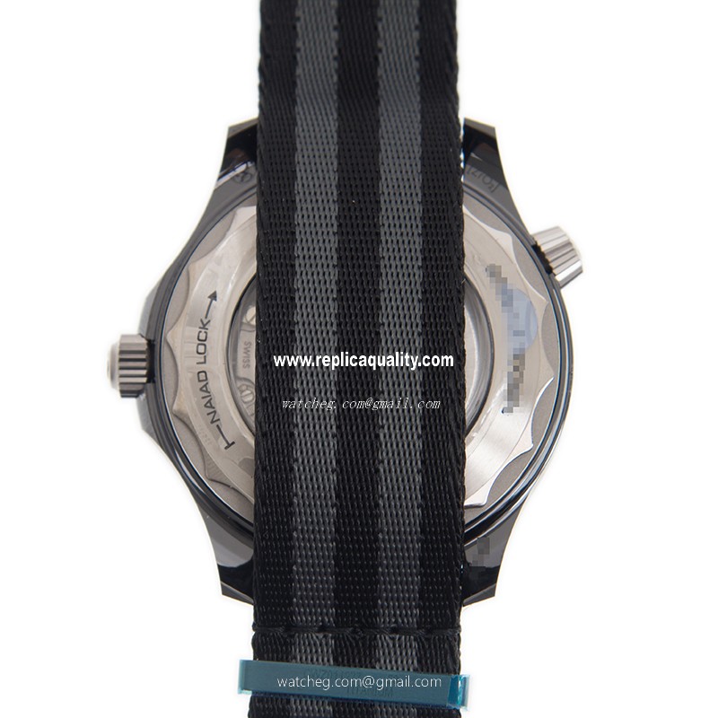 Omega 210.92.44.20.01.002 3