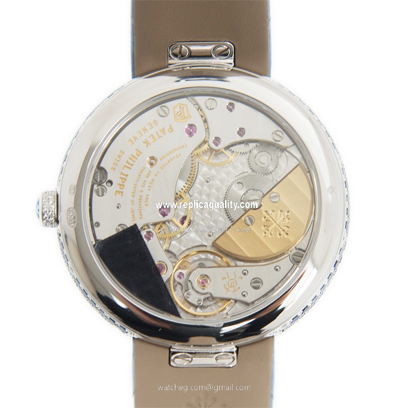 Patek Philippe 4899/901G-001 3