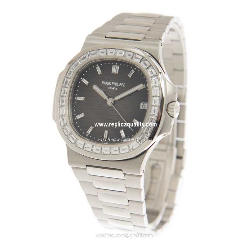 Patek Philippe 5711/110P-001 3