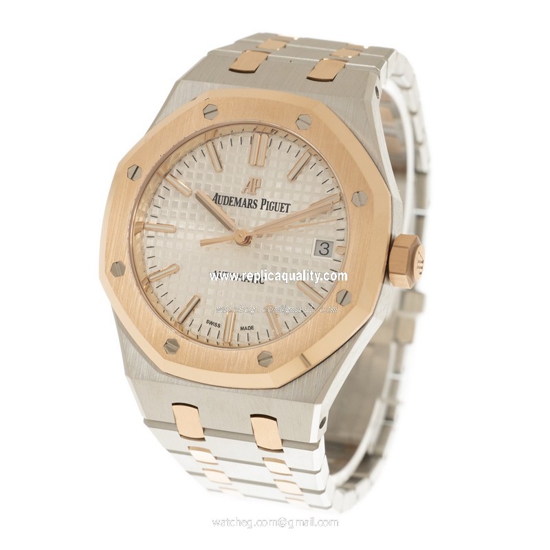 Audemars Piguet 15450SR.OO.1256SR.01  3