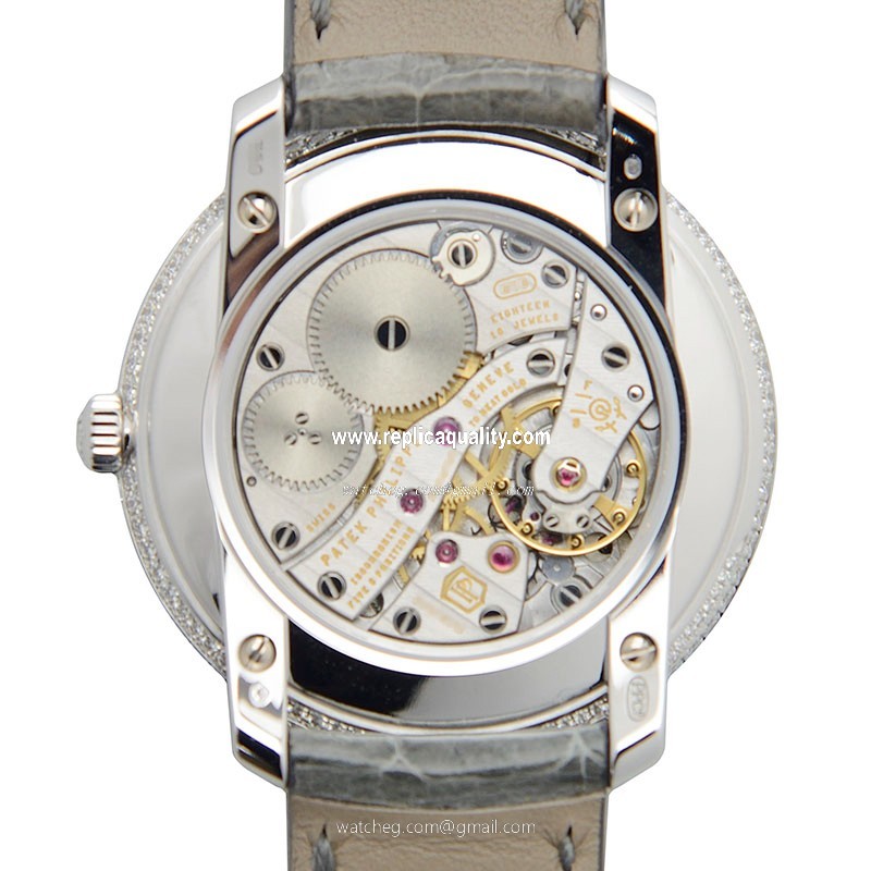 Patek Philippe 4968G-001 3