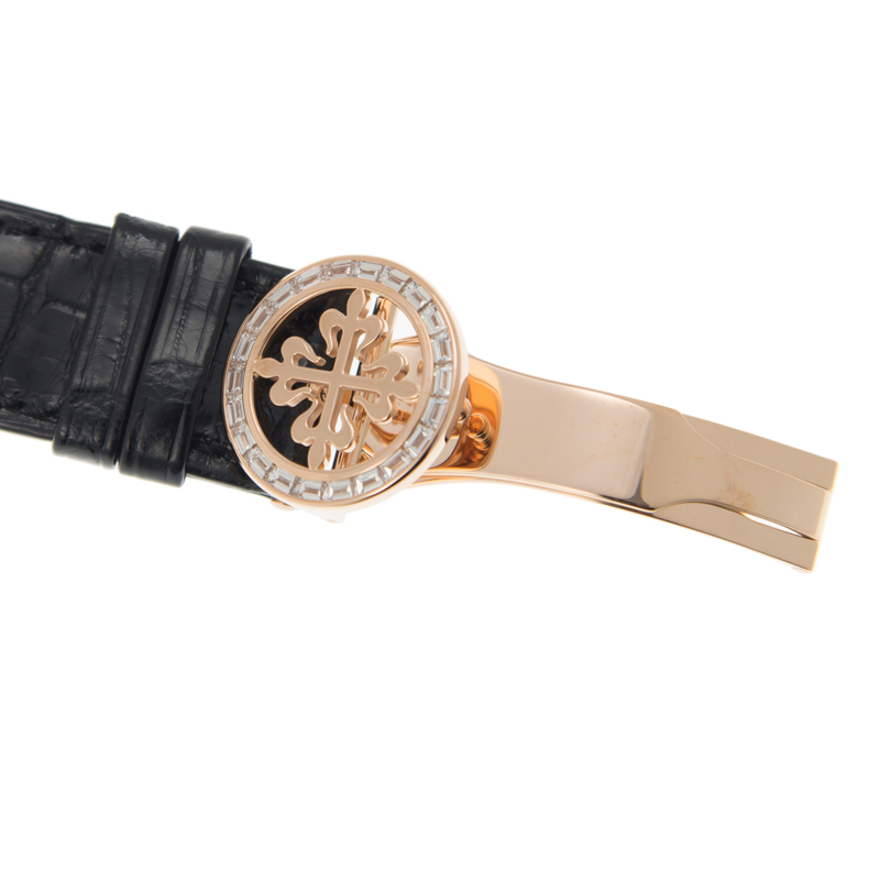 Patek Philippe 6104R-001 4