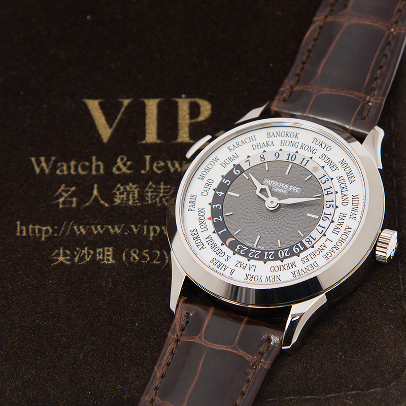 Patek Philippe 5230G-001 4