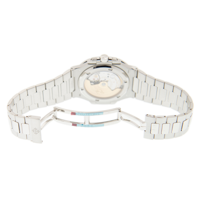 Patek Philippe 5711/1P-001 4