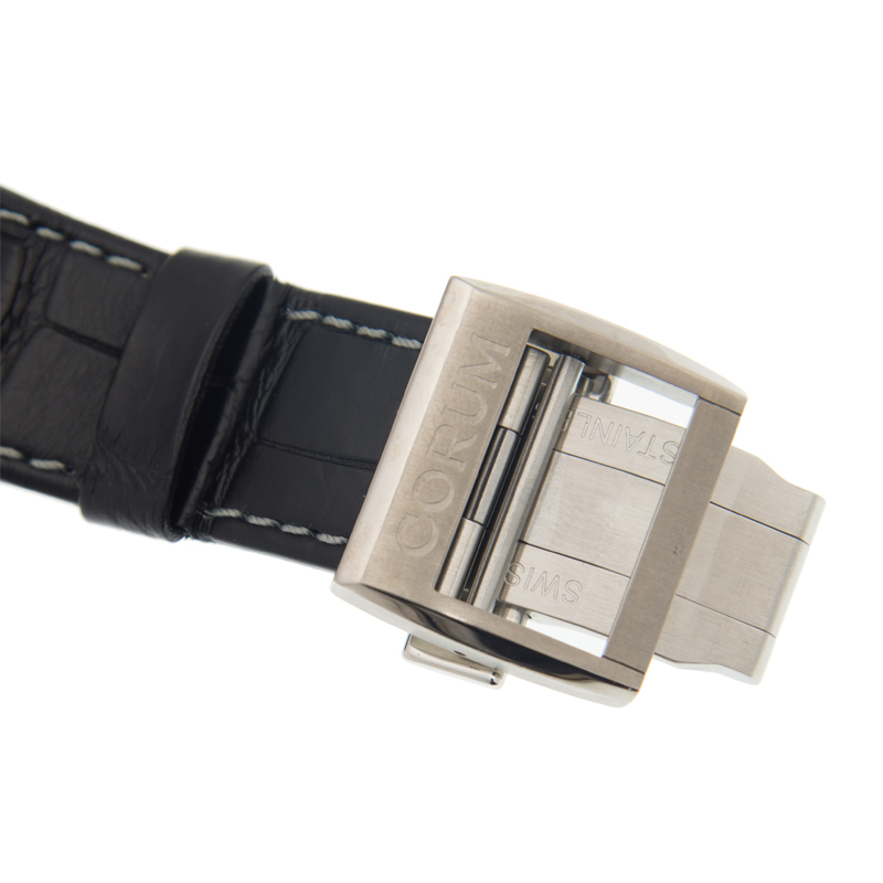 Corum 022.702.04/0F81 0000 4