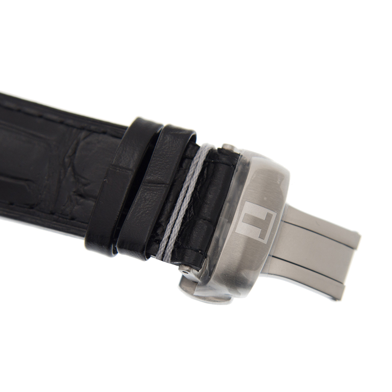 Tissot T059.527.16.051.00 4