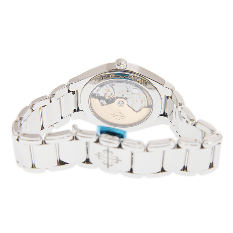 Patek Philippe 7300-1200A-001 4