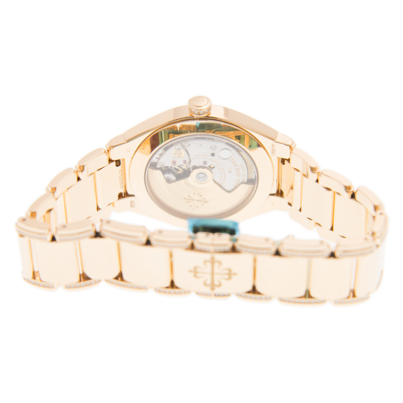 Patek Philippe 7300/1201R-001 4
