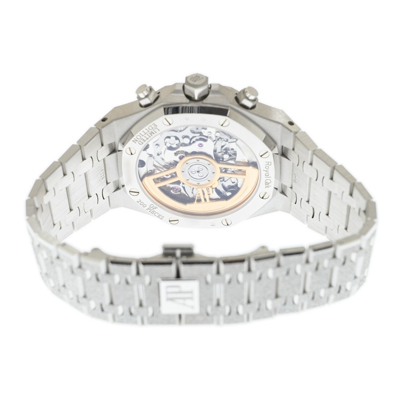 Audemars Piguet 26239BC.GG.1224BC.01  4