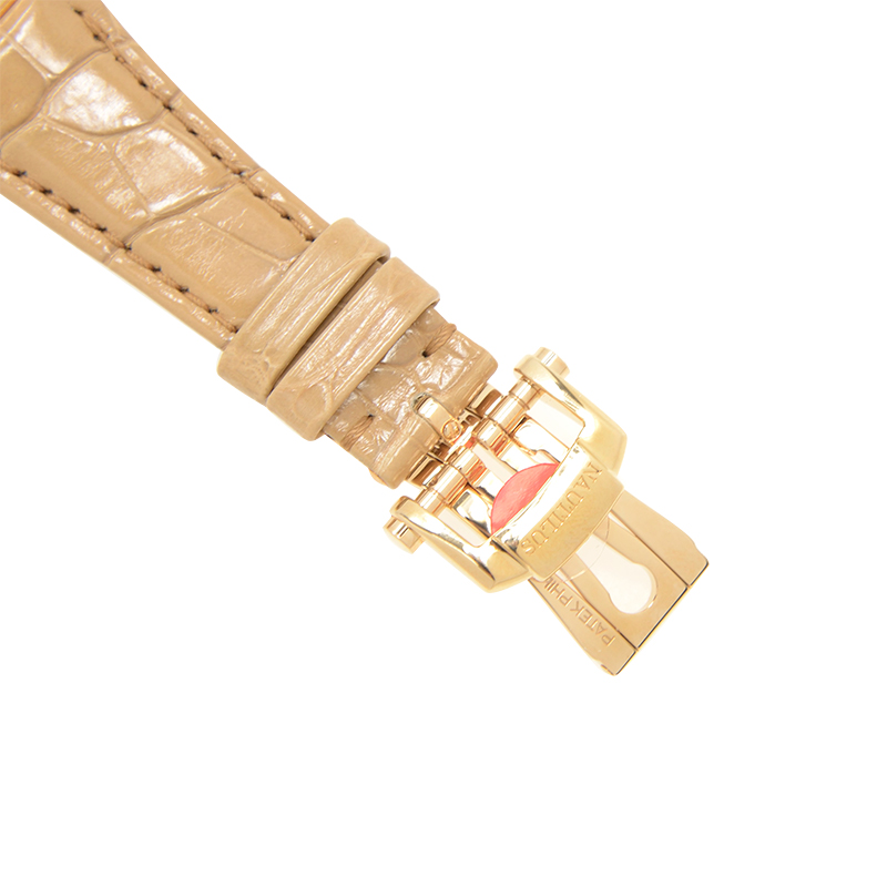Patek Philippe 7010R-012 5