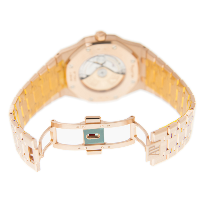 Audemars Piguet 15400OR.OO.1220OR.03 5