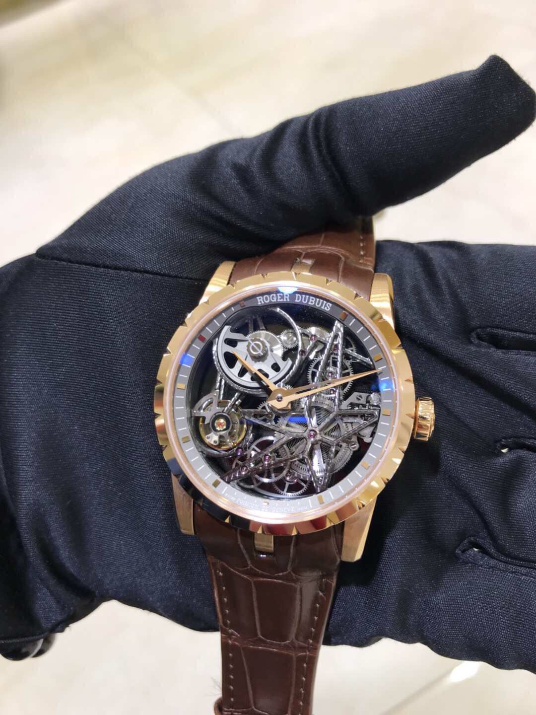 Roger Dubuis RDDBEX0422 5