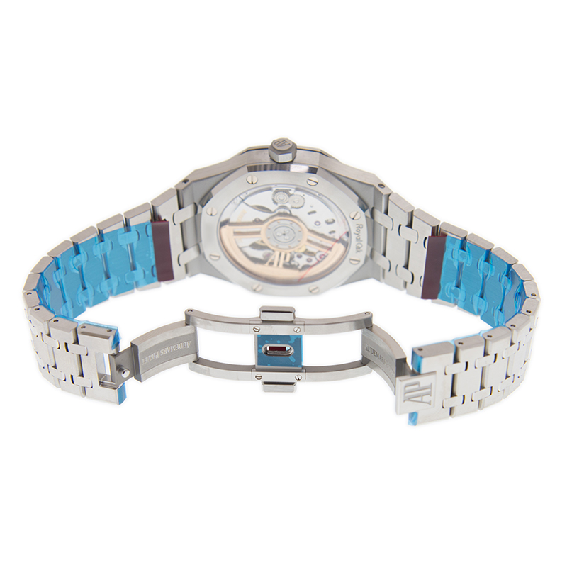 Audemars Piguet 15500ST.OO.1220ST.02  5