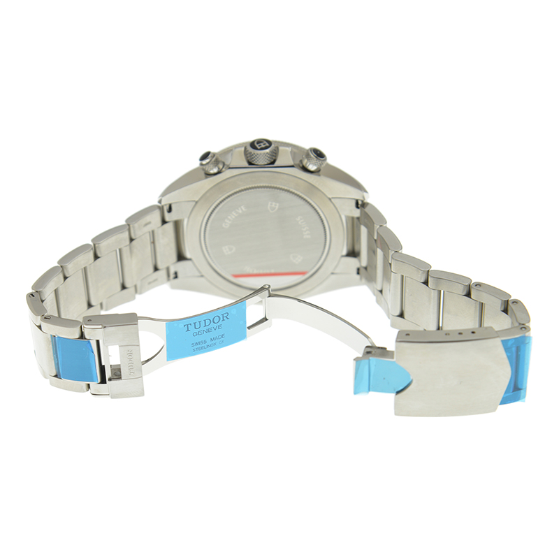Tudor 70330N 5
