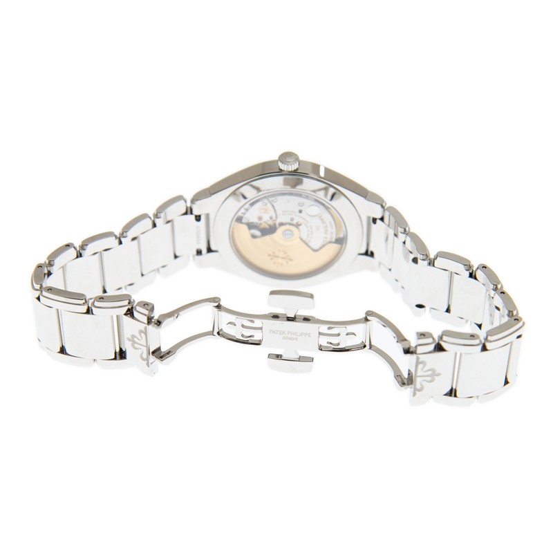 Patek Philippe 7300/1200A-011 5