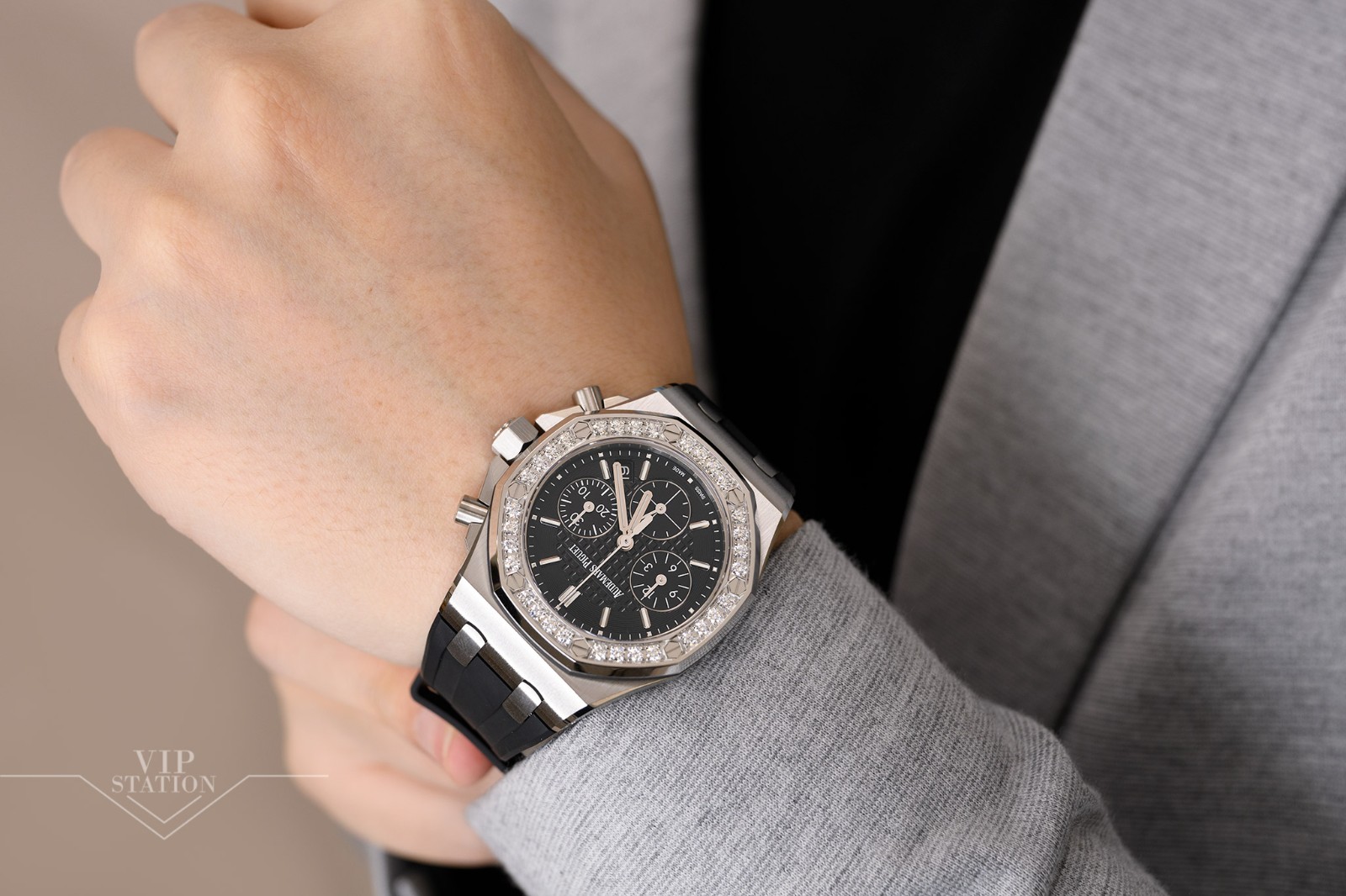 Audemars Piguet 26231ST.ZZ.D002CA.01 5