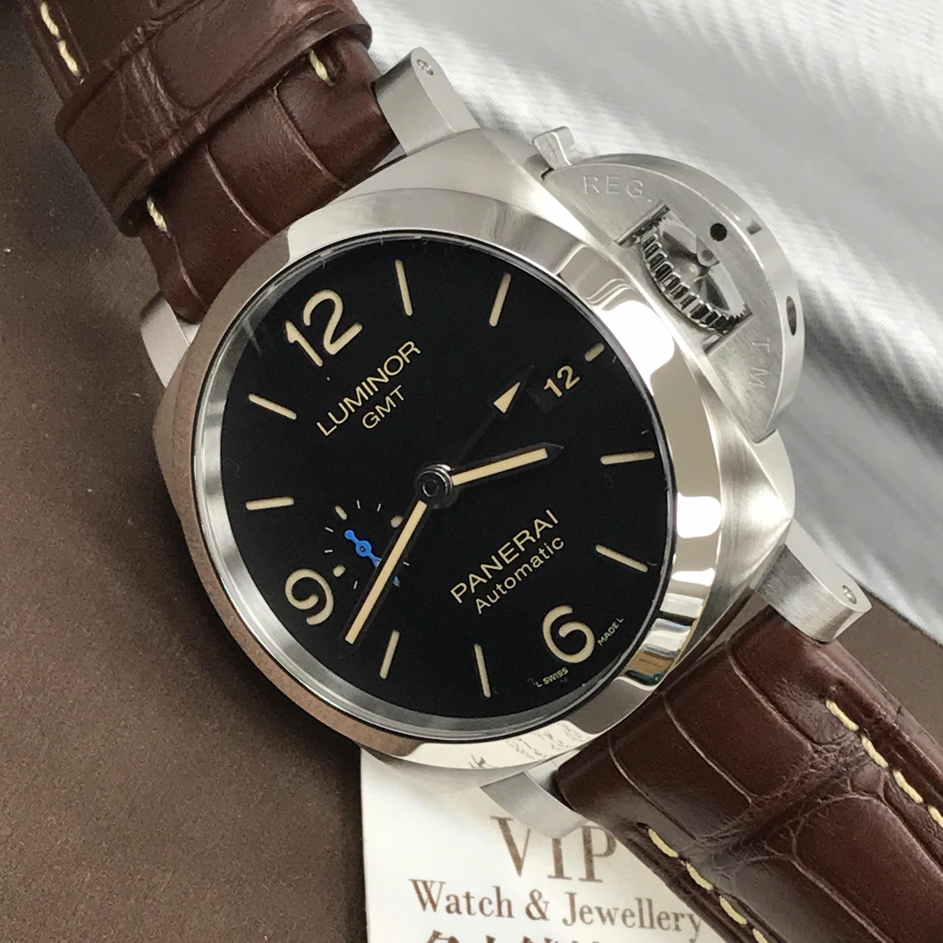 Panerai PAM01320   5