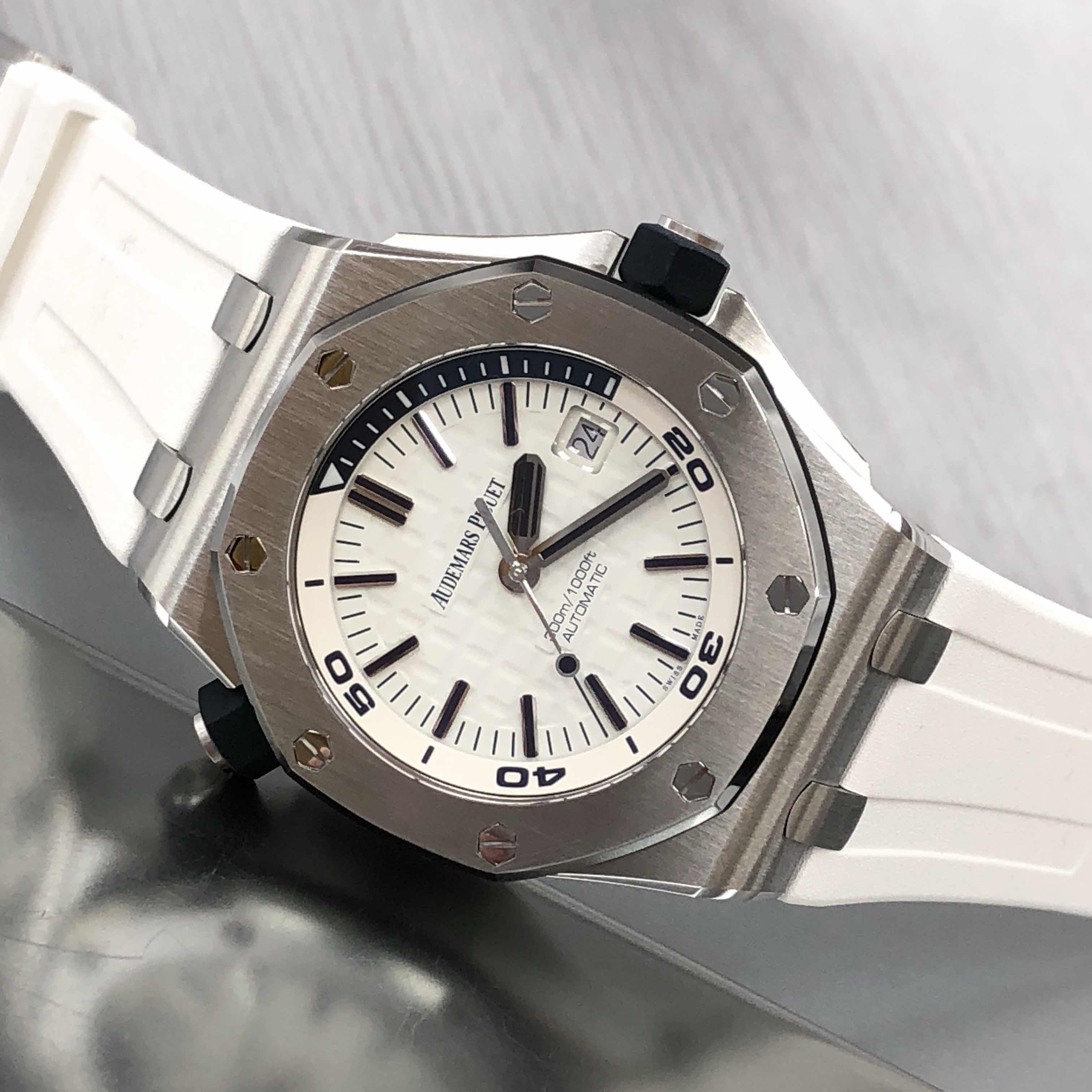 Audemars Piguet 15710ST.OO.A010CA.01 5