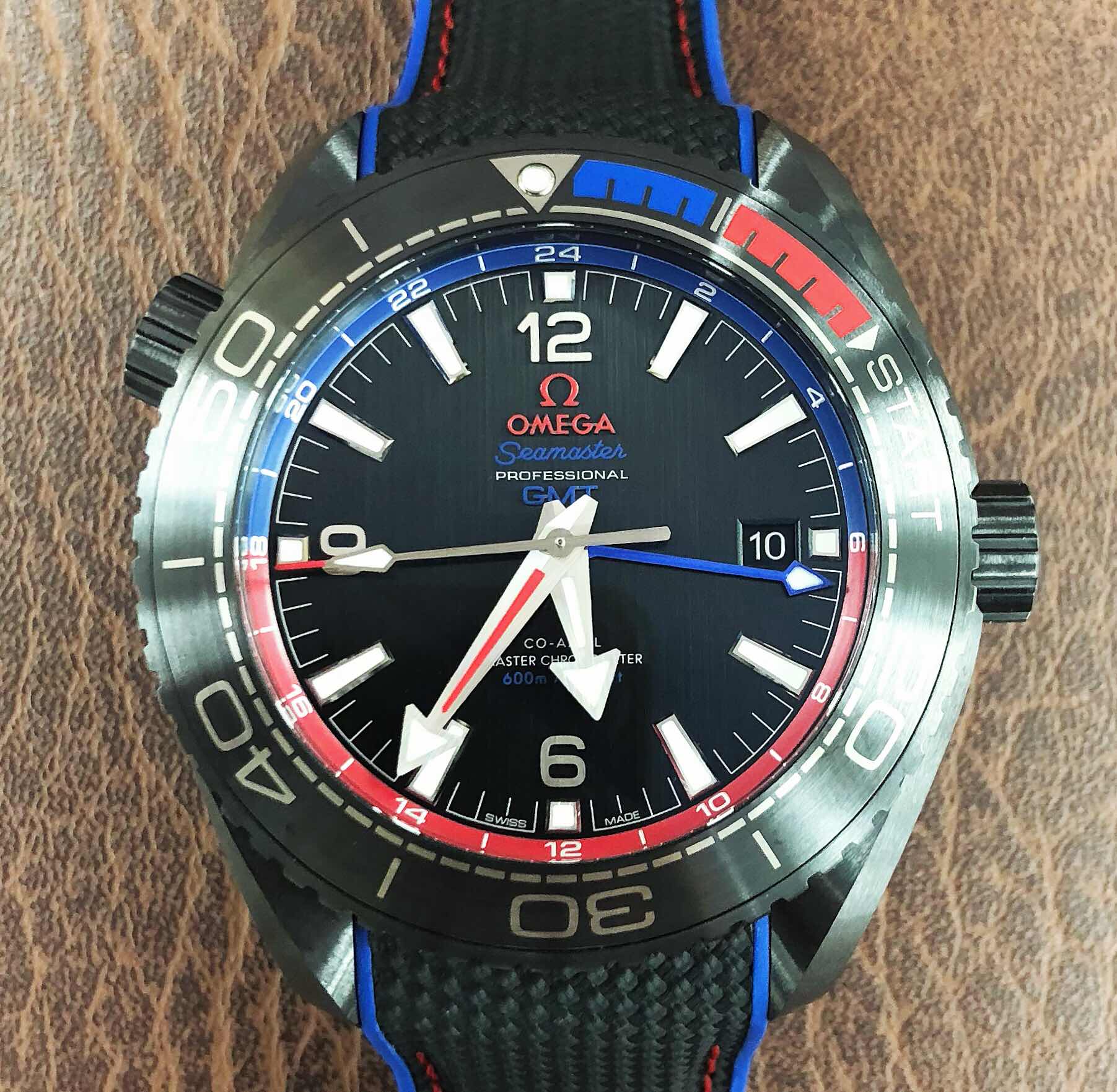 Omega 215.92.46.22.01.004 5