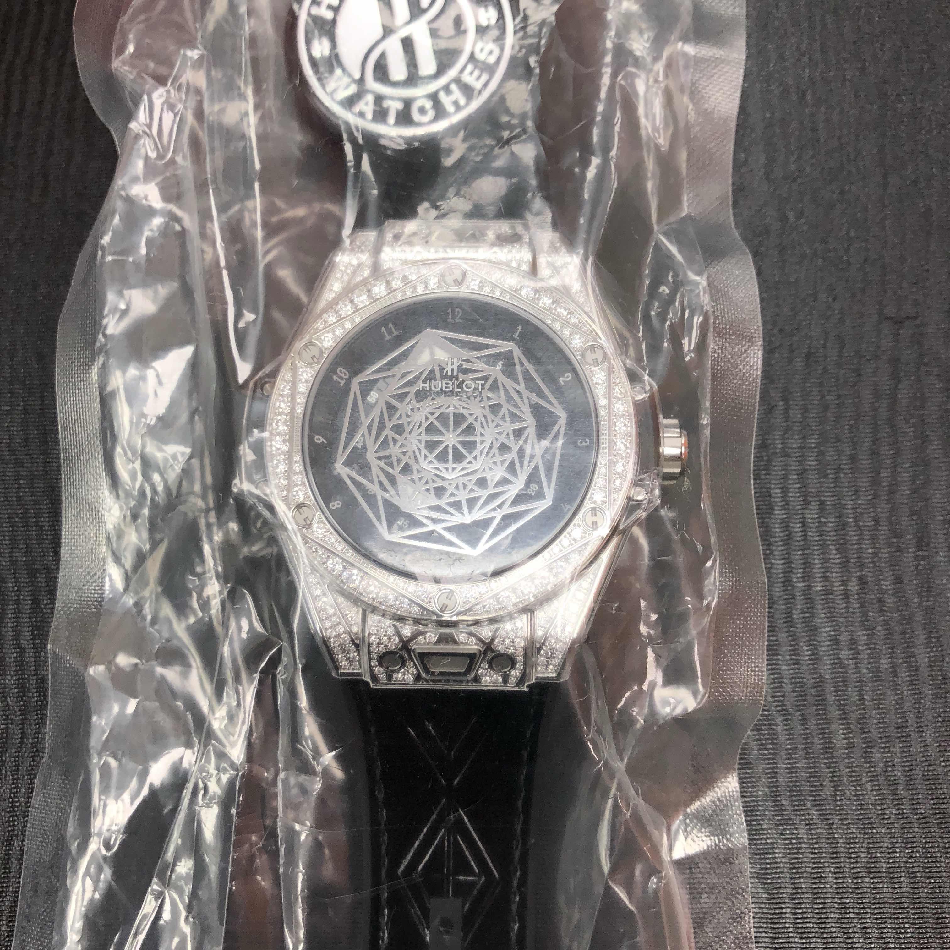 Hublot 465.SS.1117.VR.1704.MXM18 5