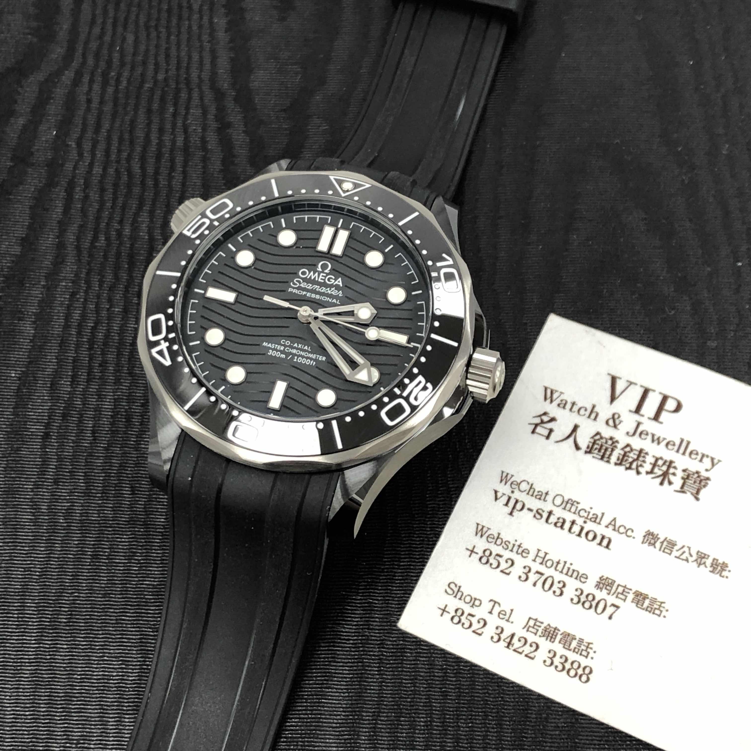 Omega 210.92.44.20.01.001 5