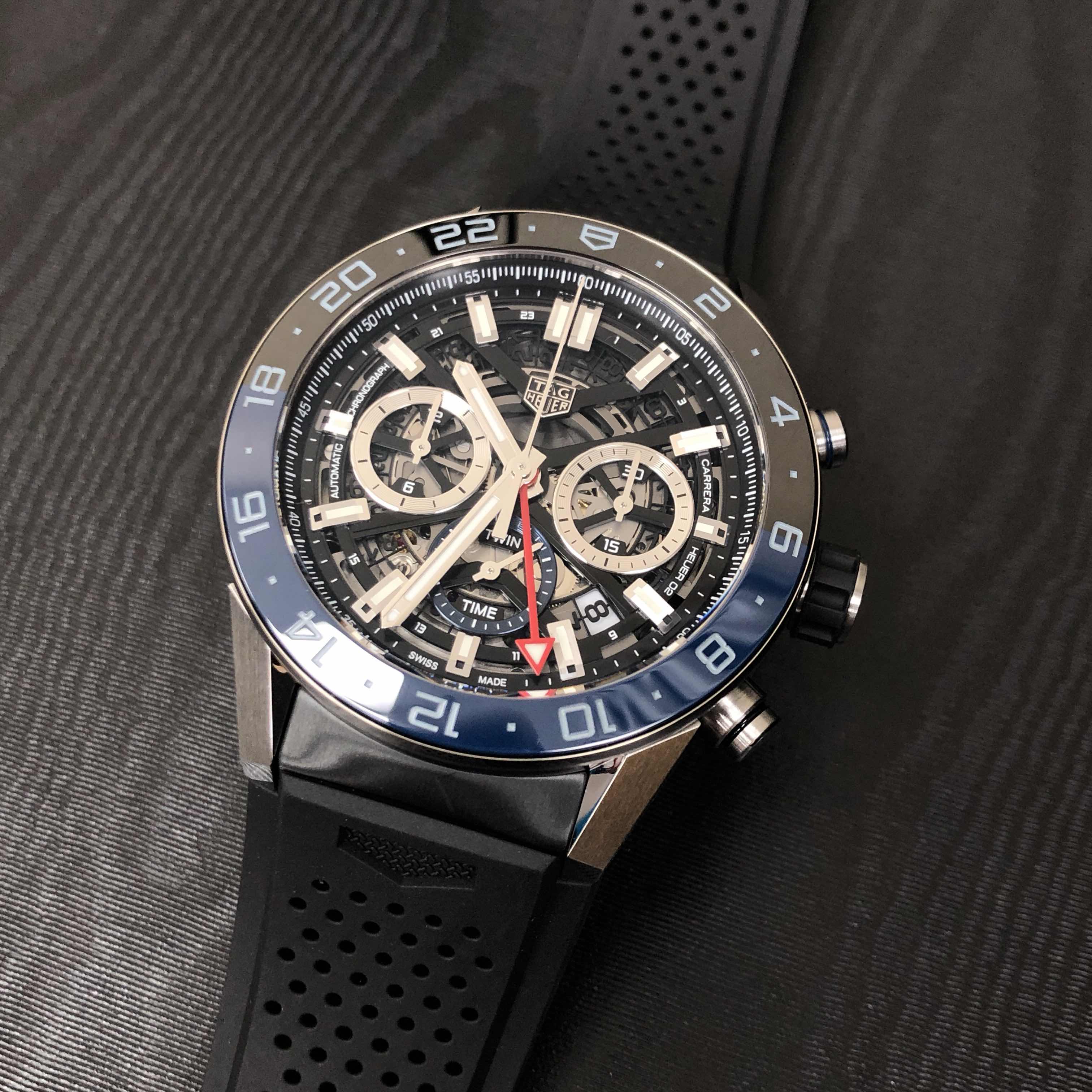 Tag Heuer CBG2A1Z.FT6157 5
