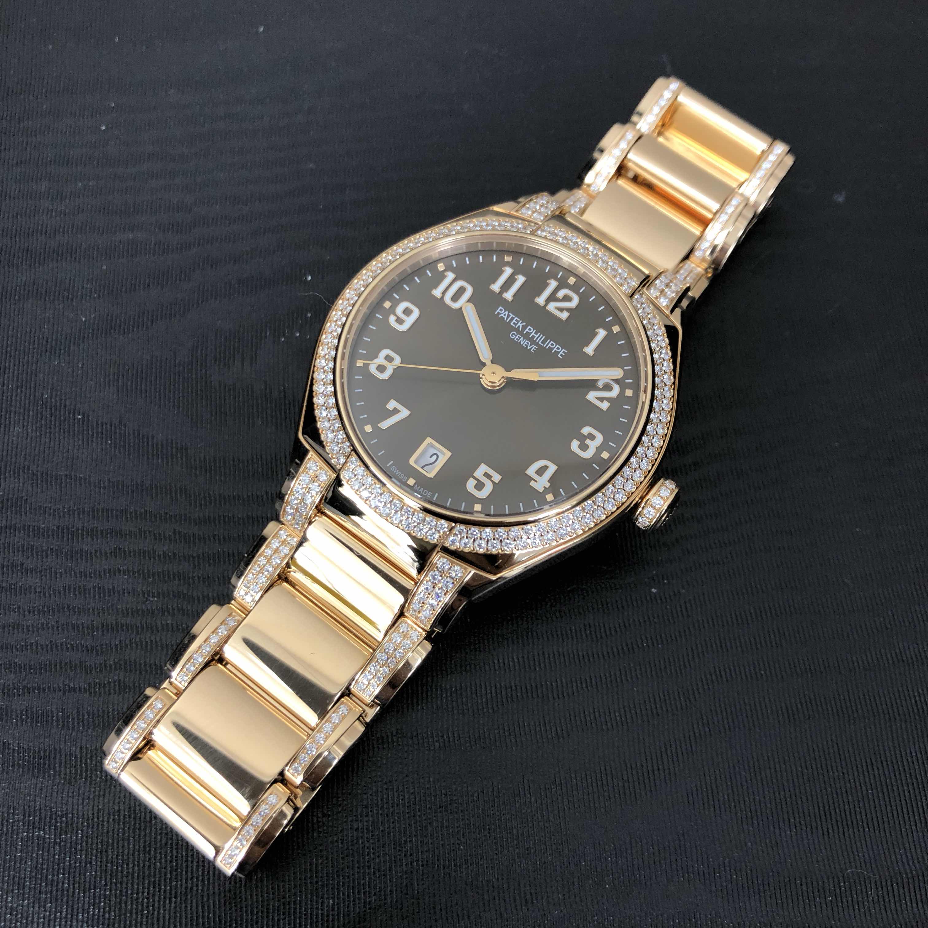 Patek Philippe 7300/1201R-001 5
