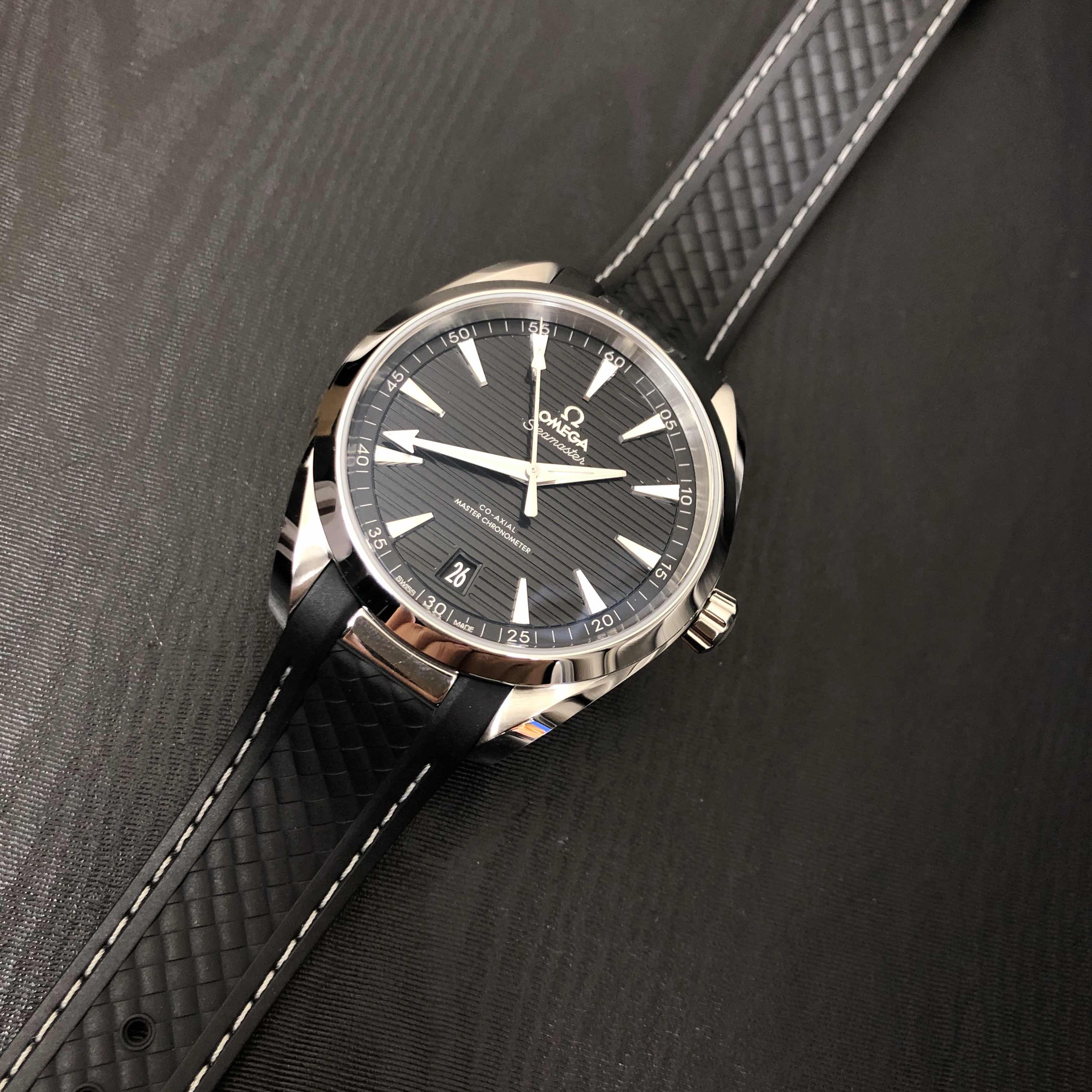 Omega 220.12.41.21.01.001 5