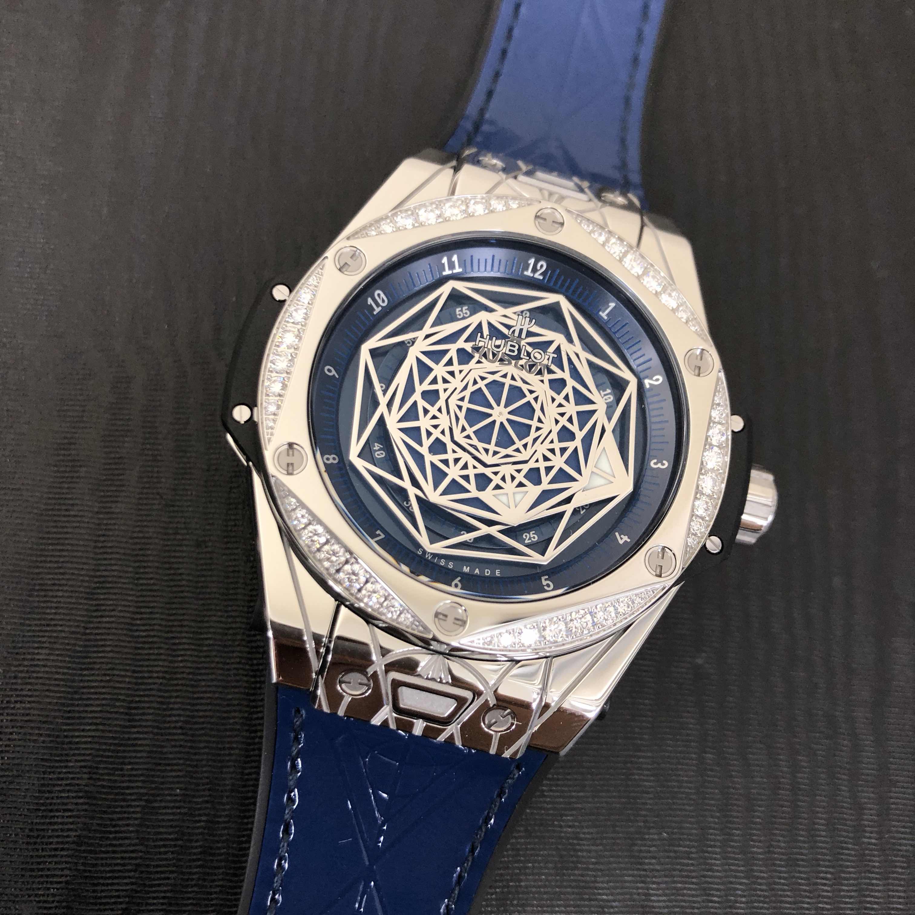 Hublot 465.SS.7179.VR.1204.MXM19 5