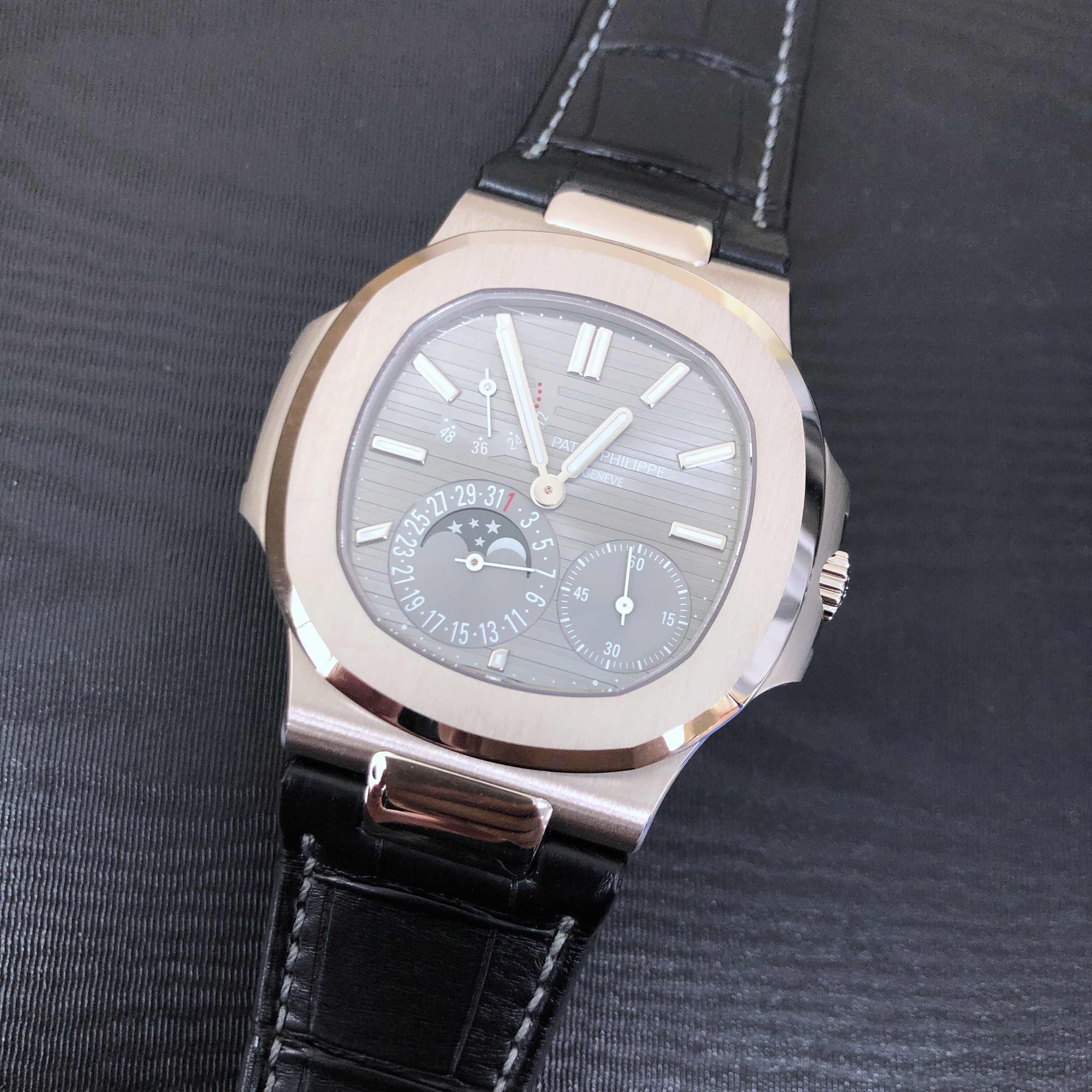 Patek Philippe 5712G-001 5
