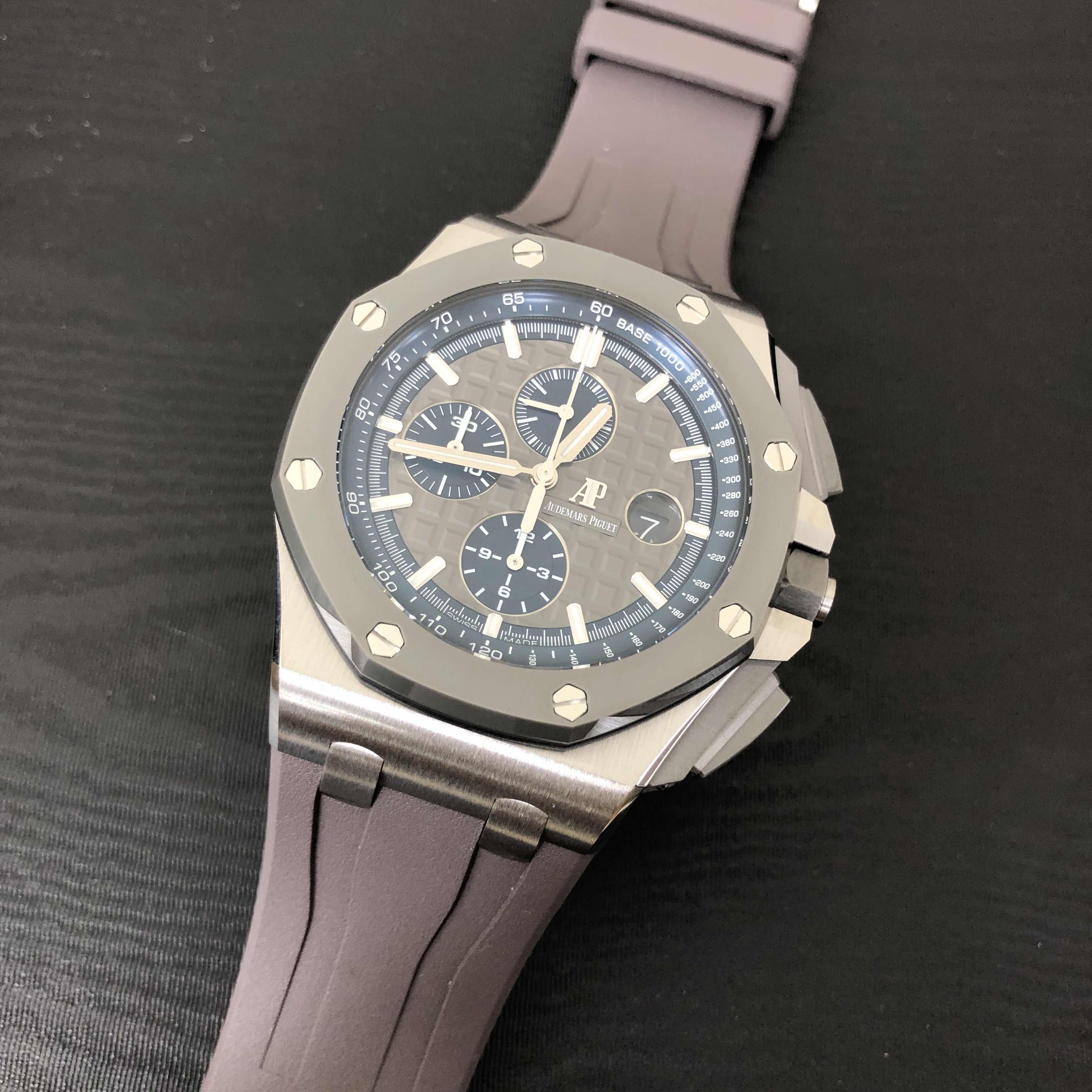 Audemars Piguet 26400IO.OO.A004CA.02 5