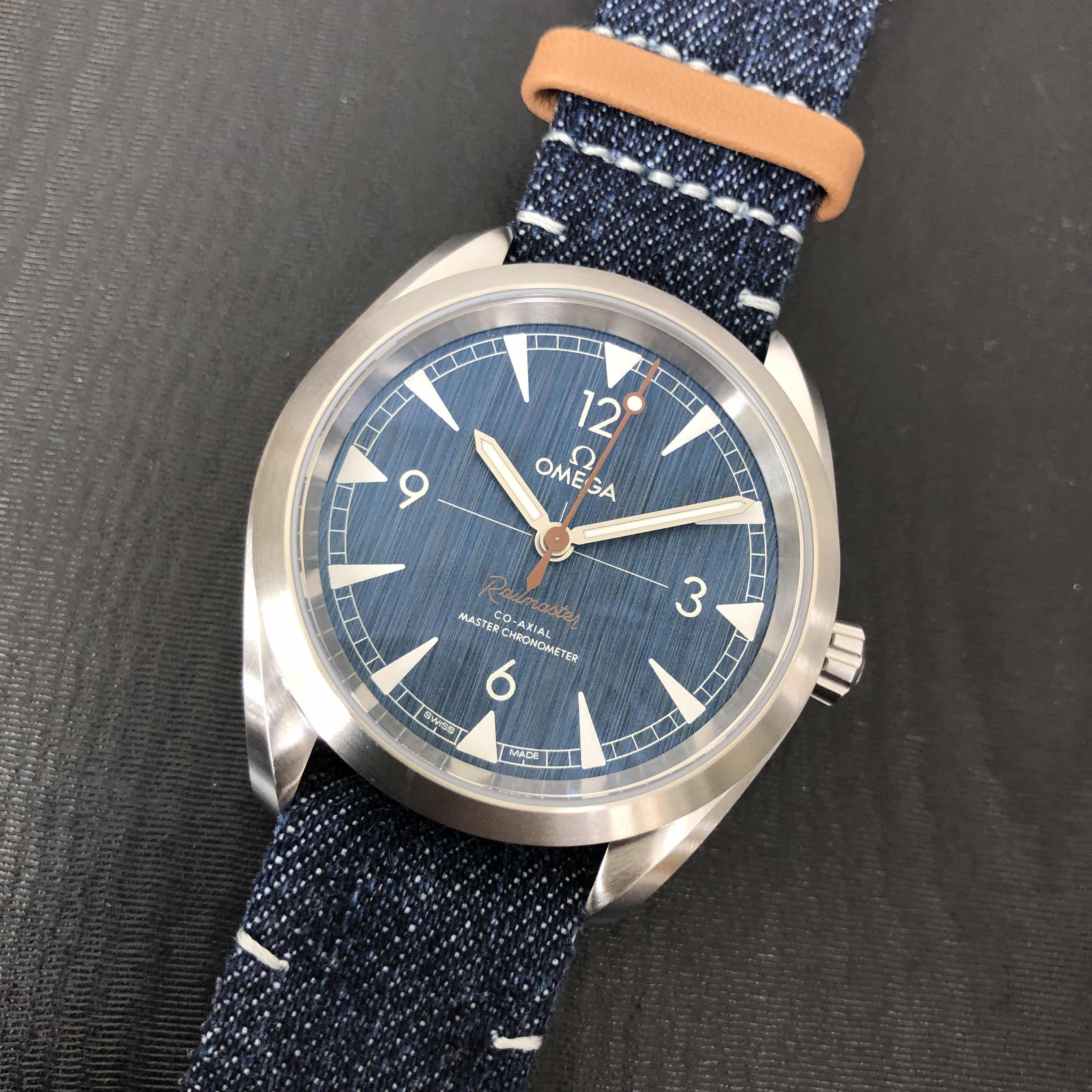 Omega 220.12.40.20.03.001 5