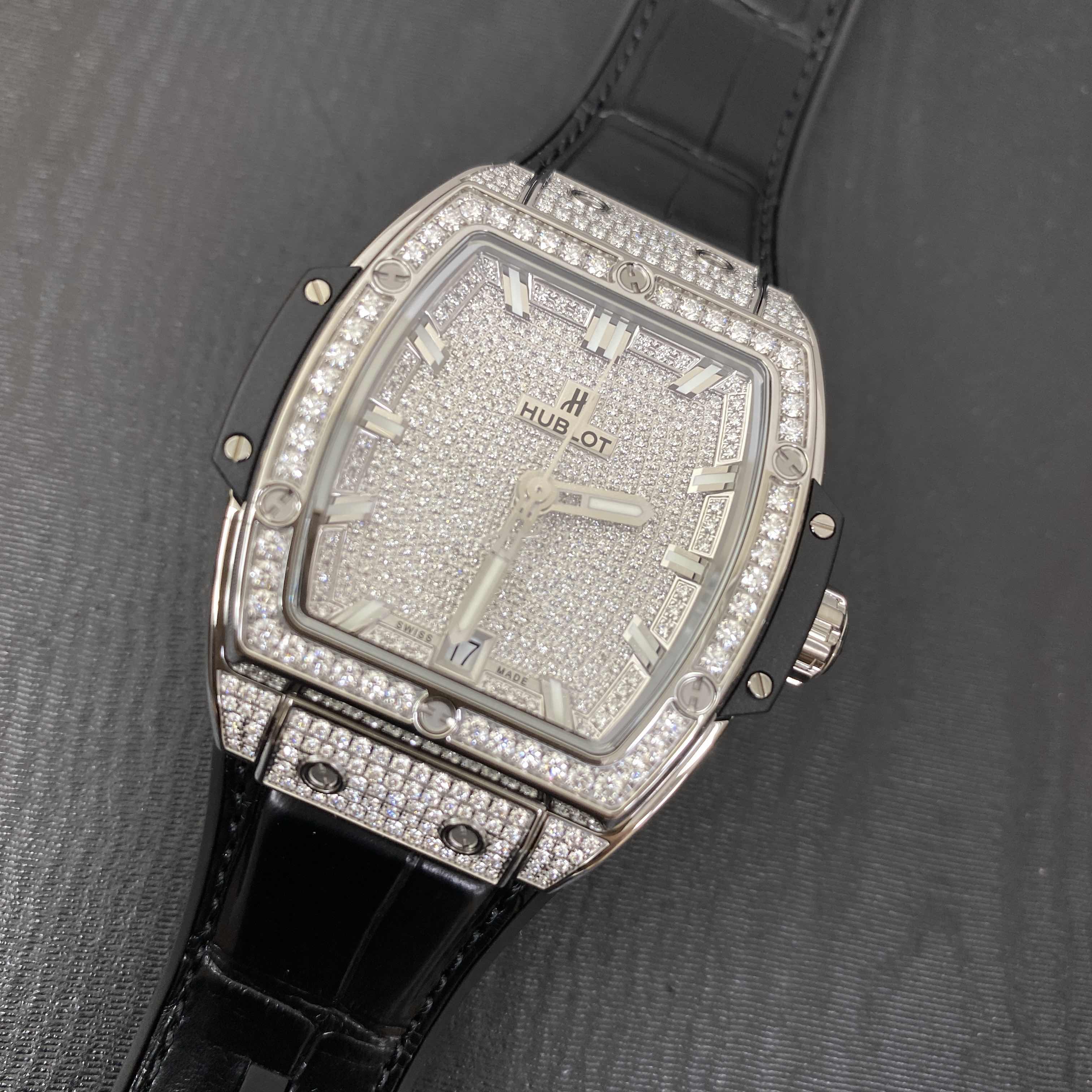 Hublot 665.NX.9010.LR.1604 5