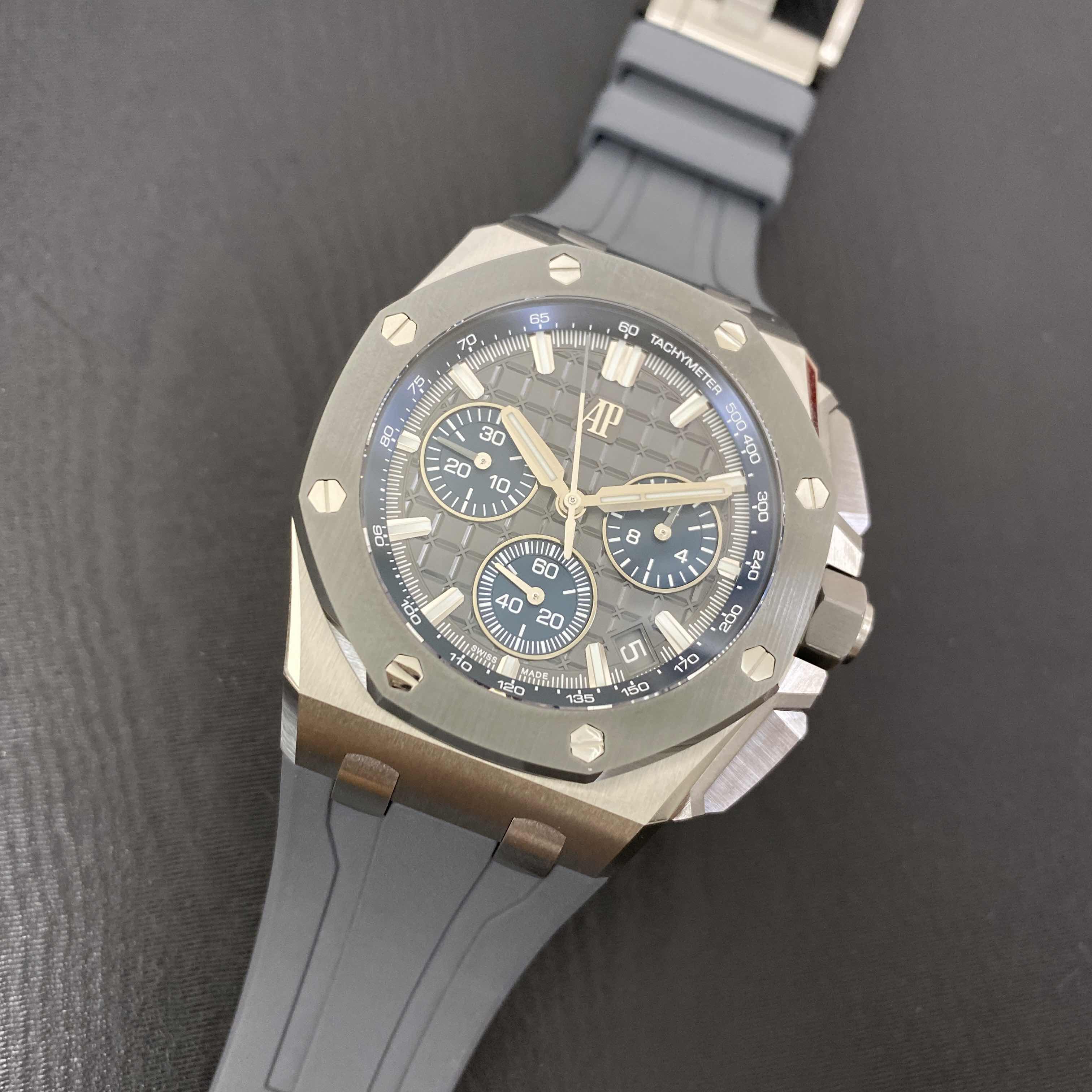 Audemars Piguet 26420IO.OO.A009CA.01  5