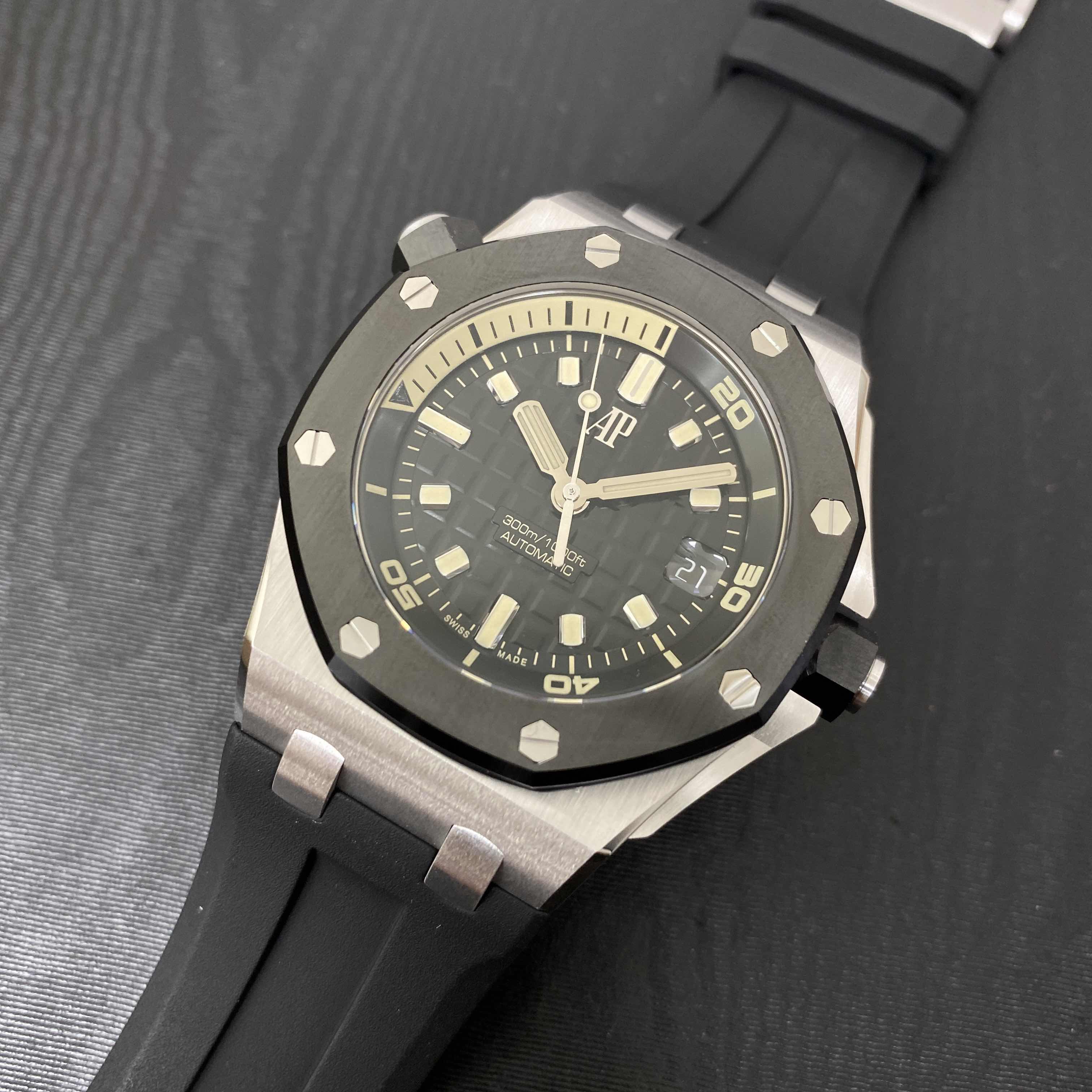 Audemars Piguet 15720CN.OO.A002CA.01 5