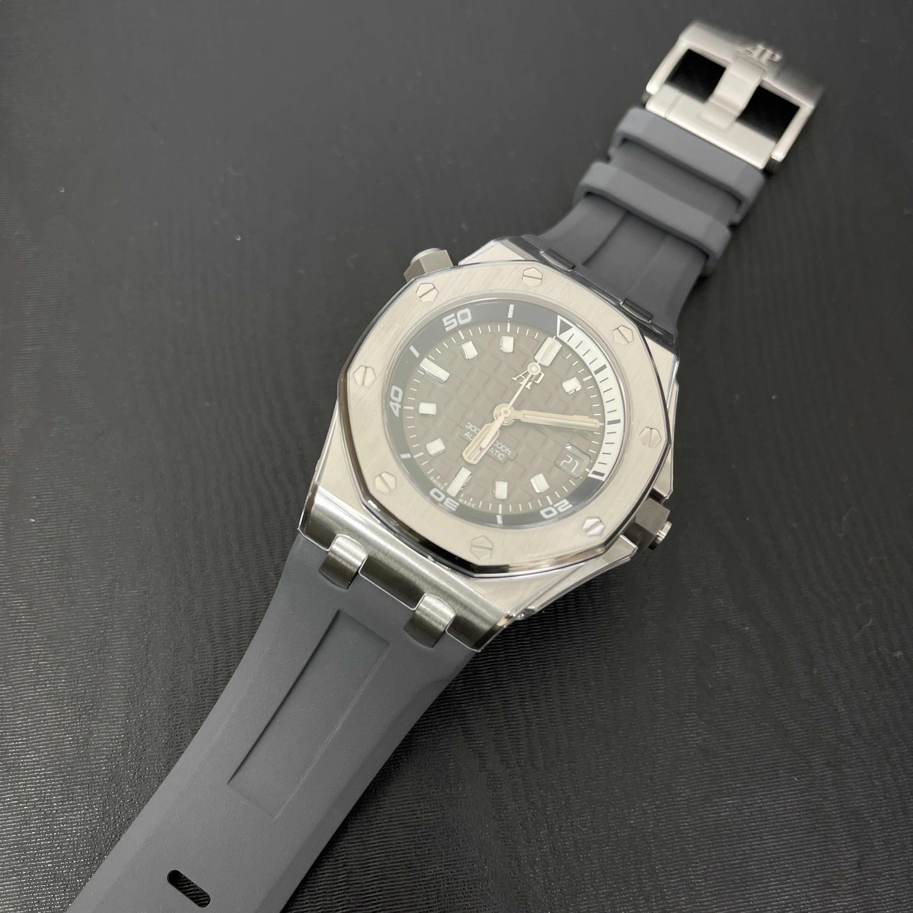 Audemars Piguet 15720ST.OO.A009CA.01 5
