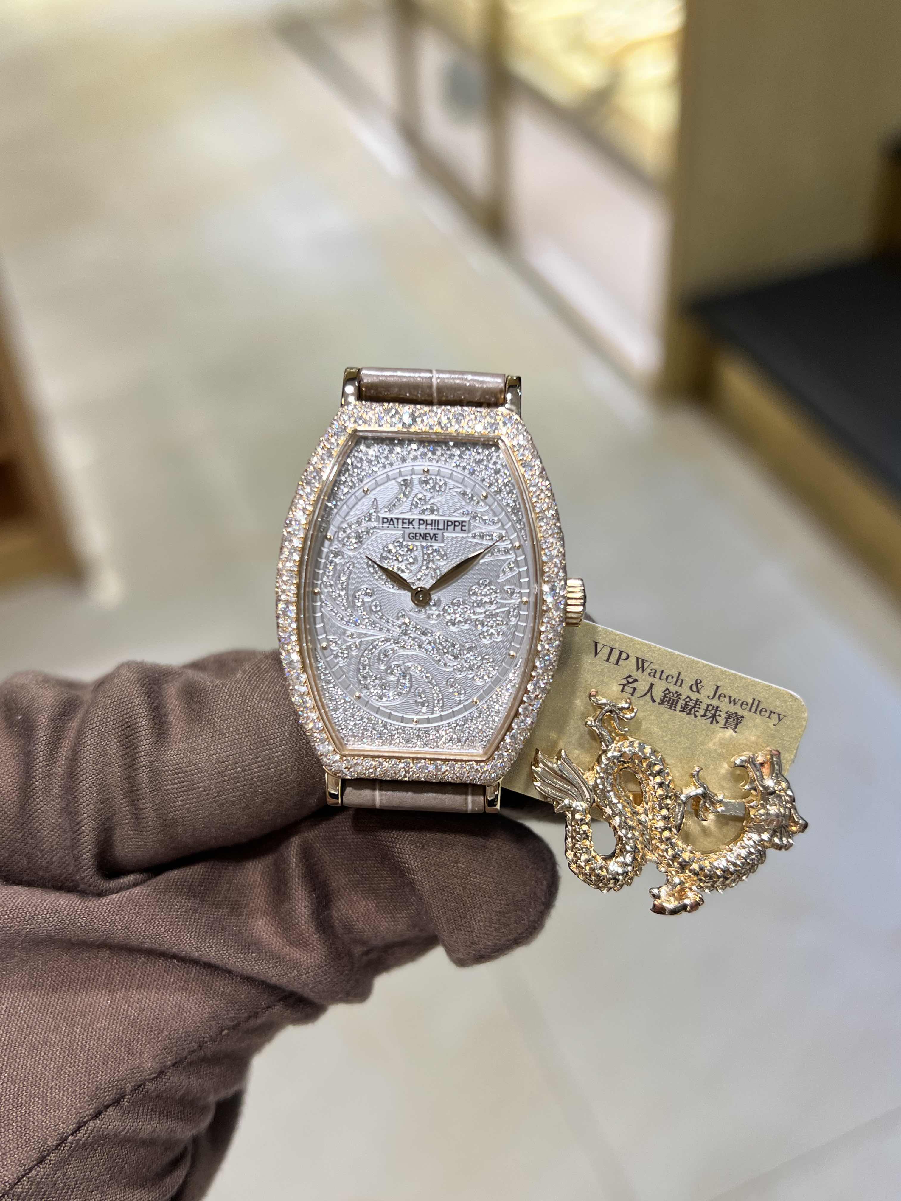 Patek Philippe 7099R-001 5