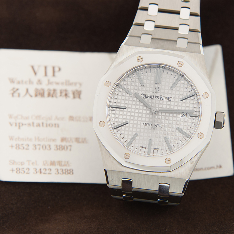Audemars Piguet 15403IP.OO.1220IP.01 6