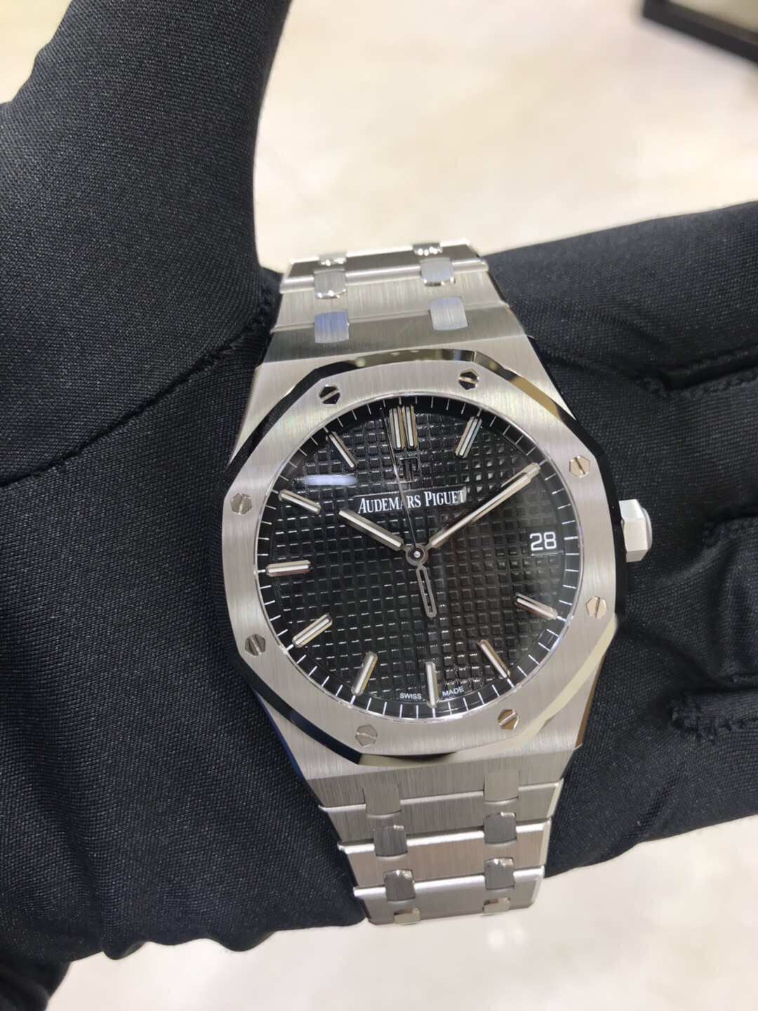 Audemars Piguet 15500ST.OO.1220ST.03 6
