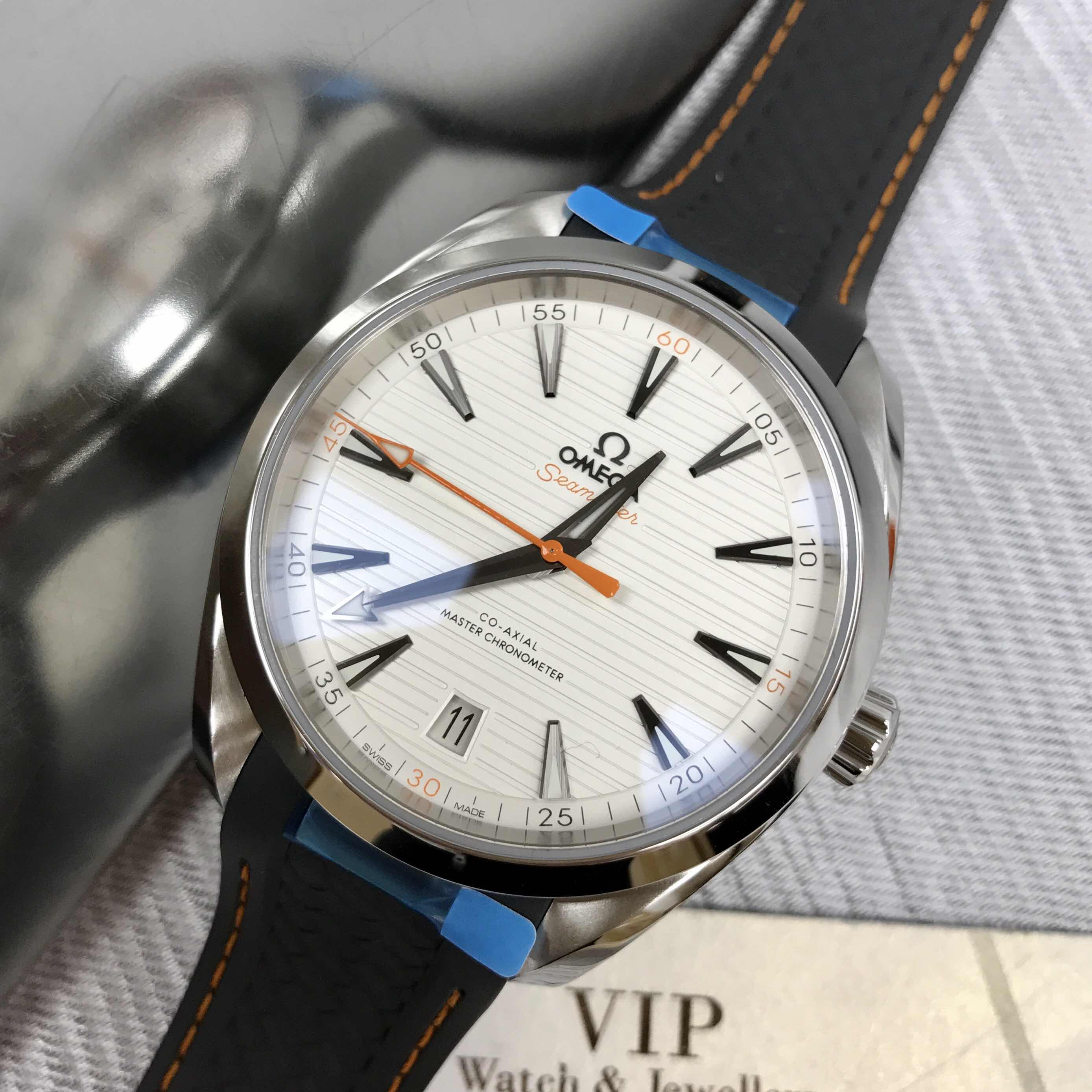 Omega 220.12.41.21.02.002 6