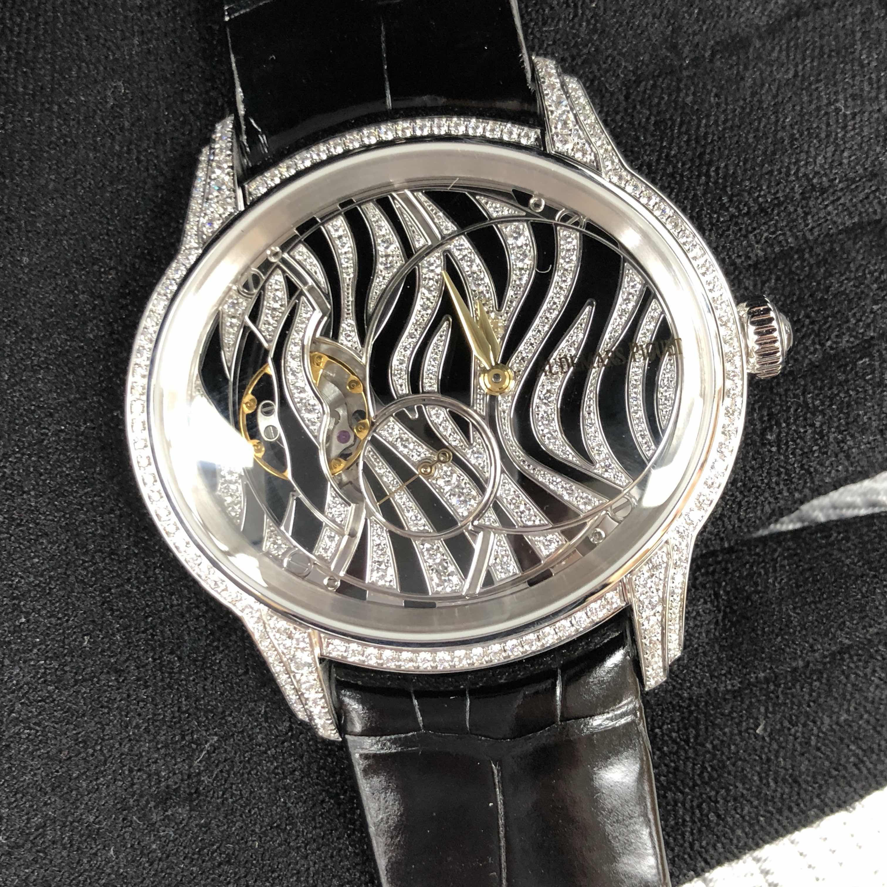 Audemars Piguet 77249BC.ZZ.A102CR.01 6