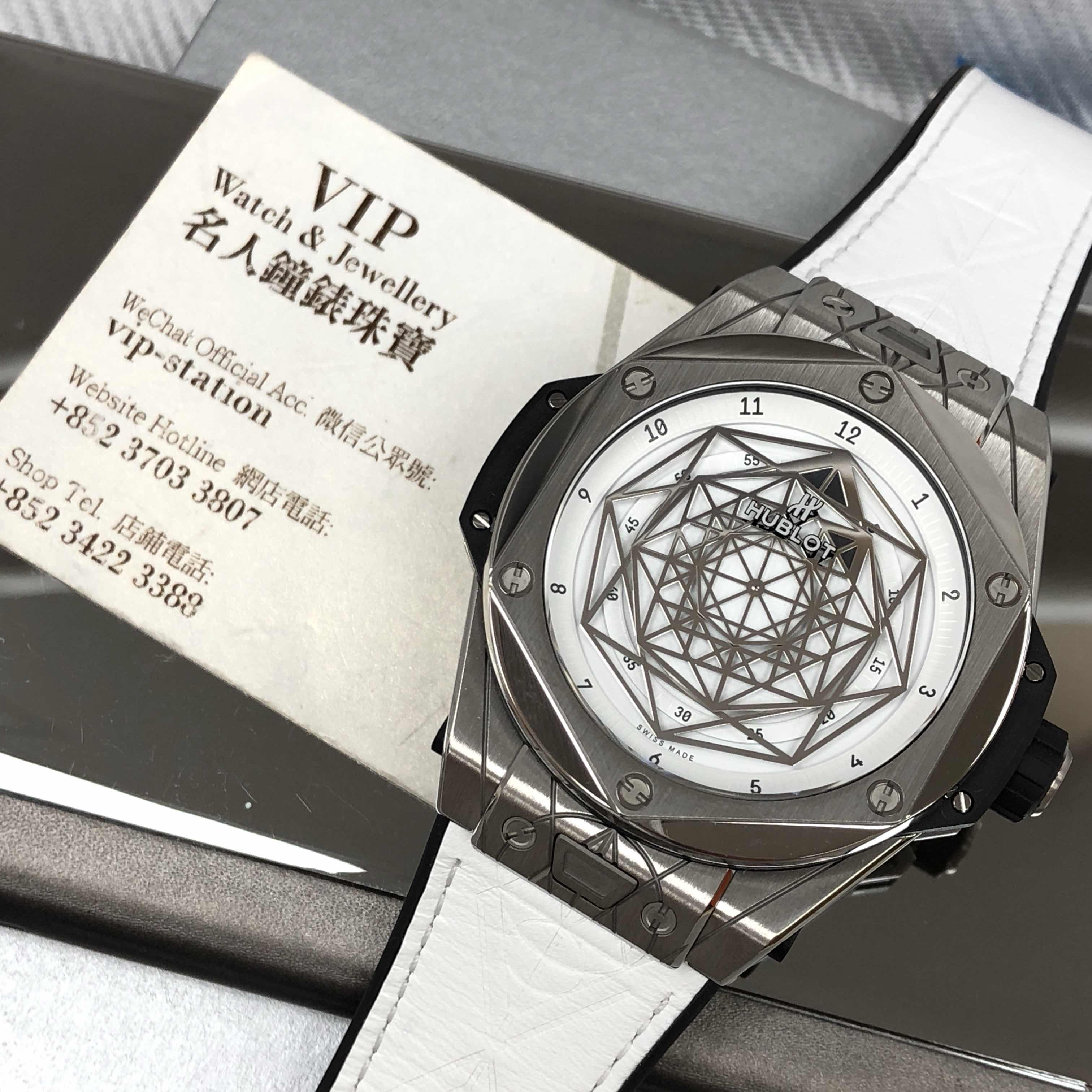 Hublot 415.NX.2027.VR.MXM18 6