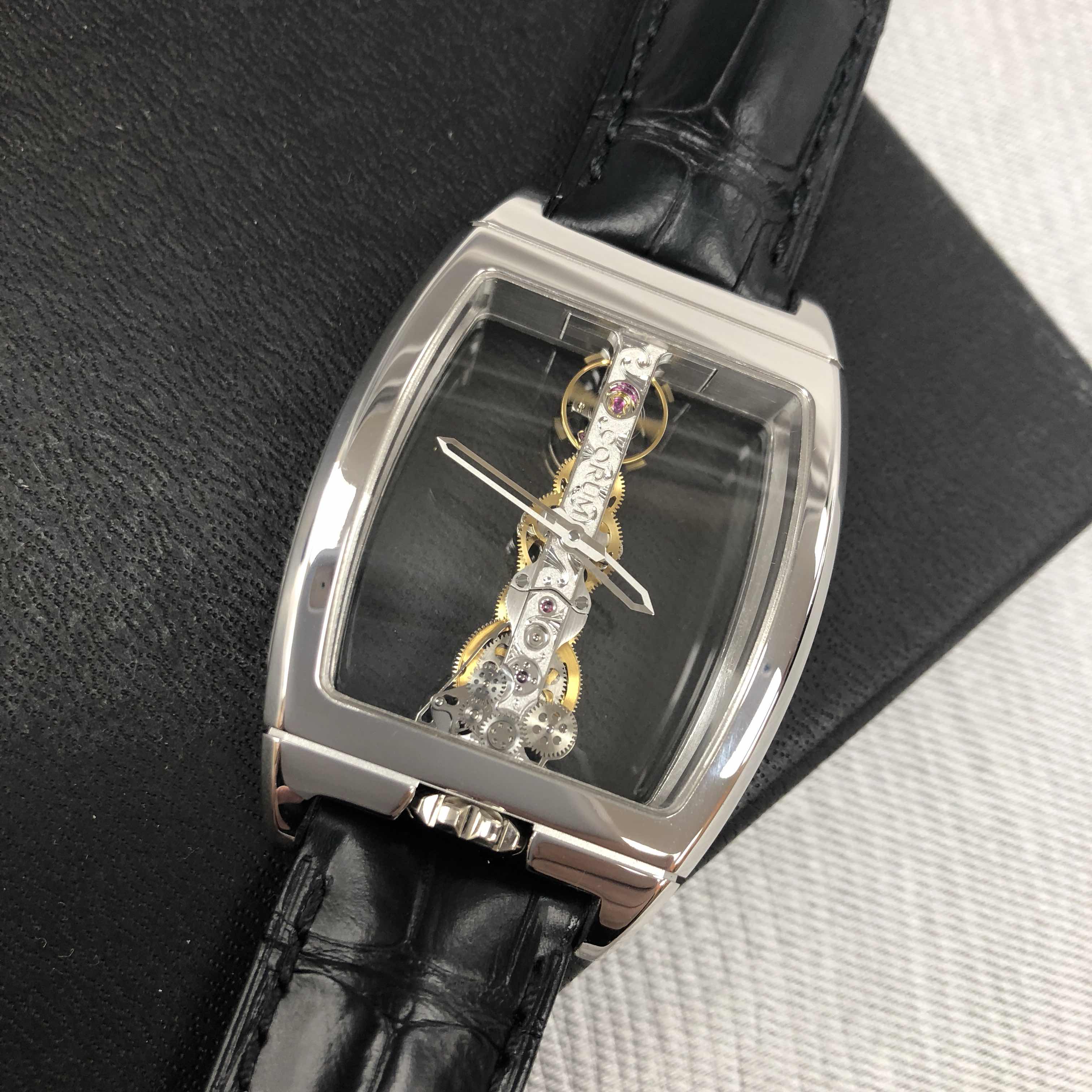 Corum 113.160.59-0001 0000 6
