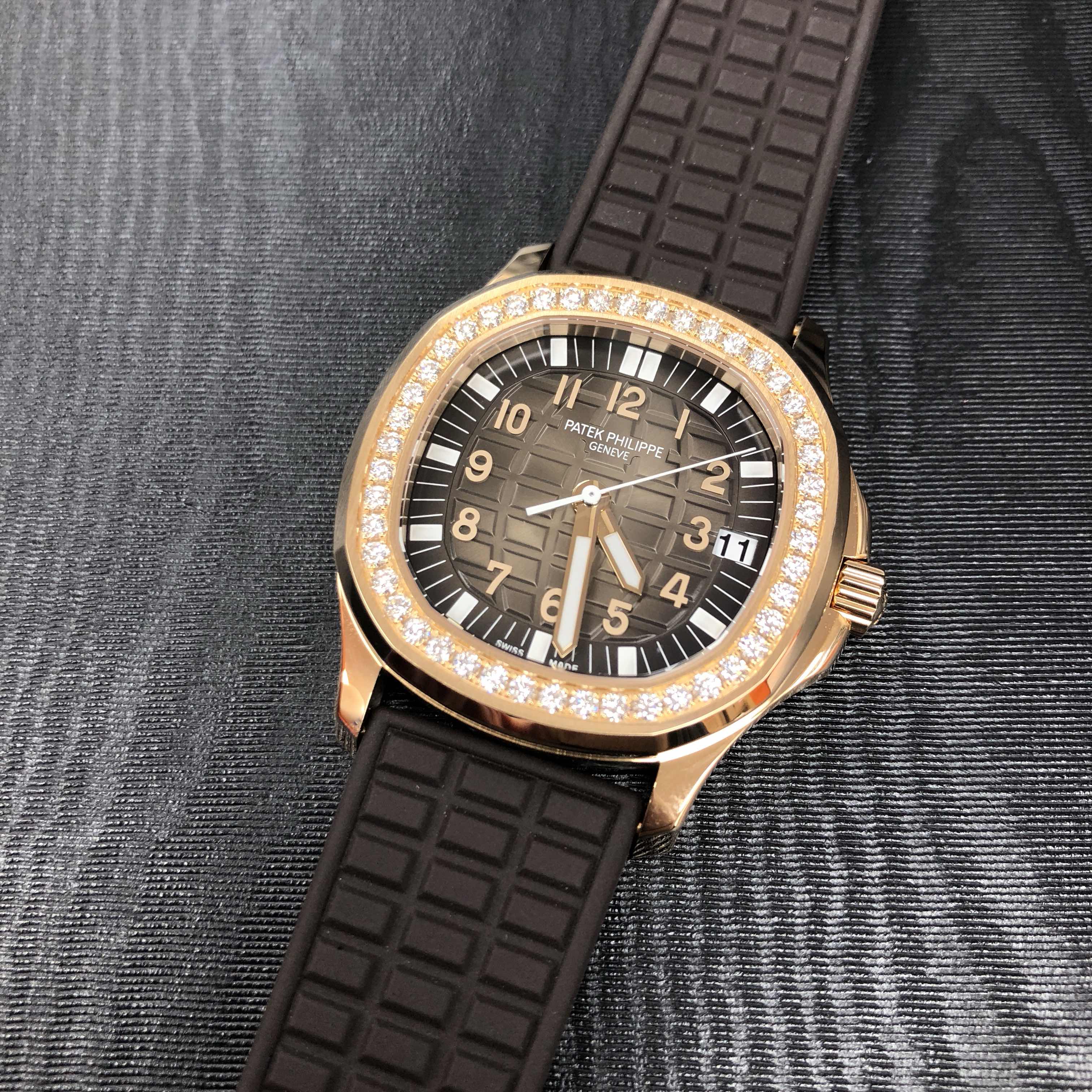 Patek Philippe 5068R-001  6