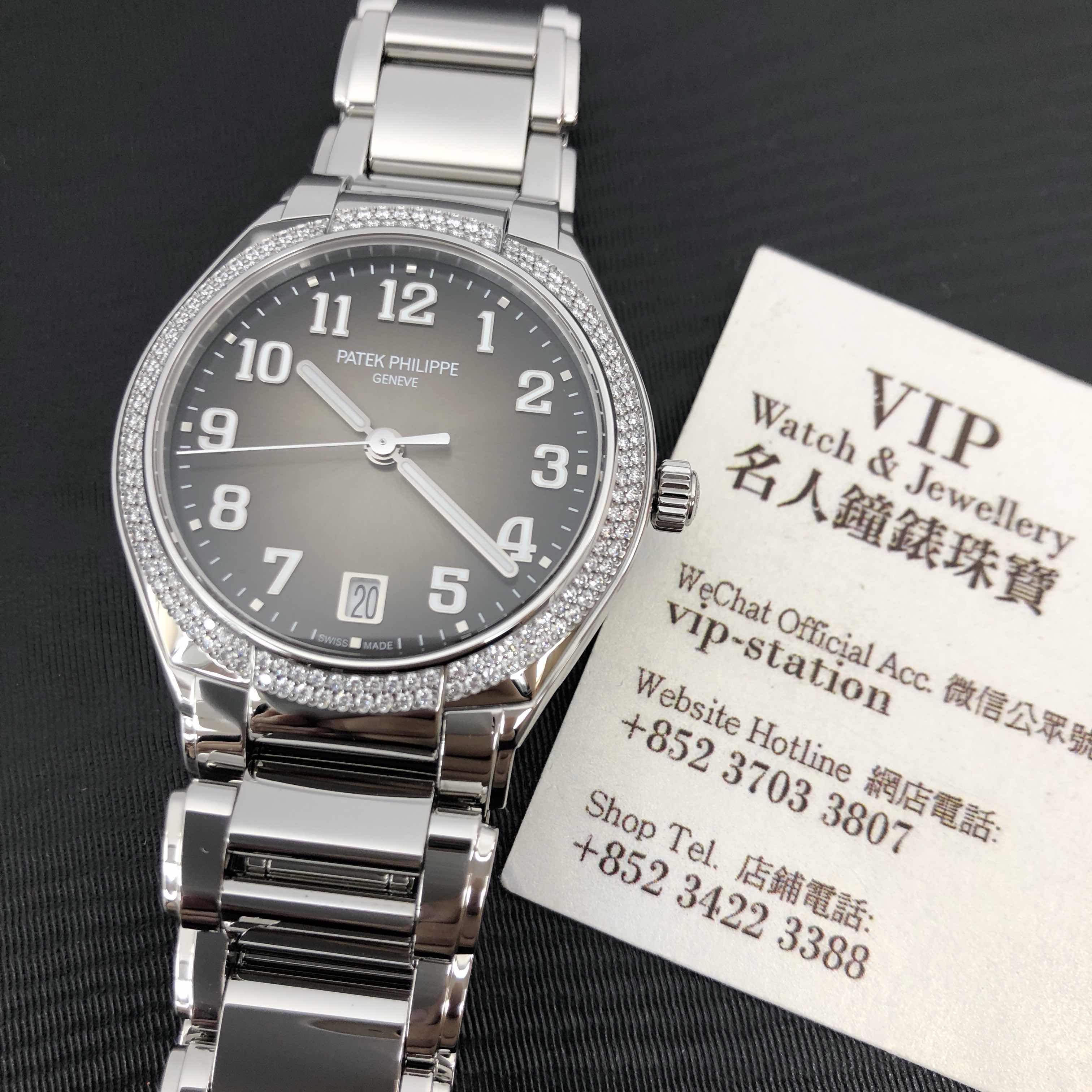Patek Philippe 7300-1200A-010 6