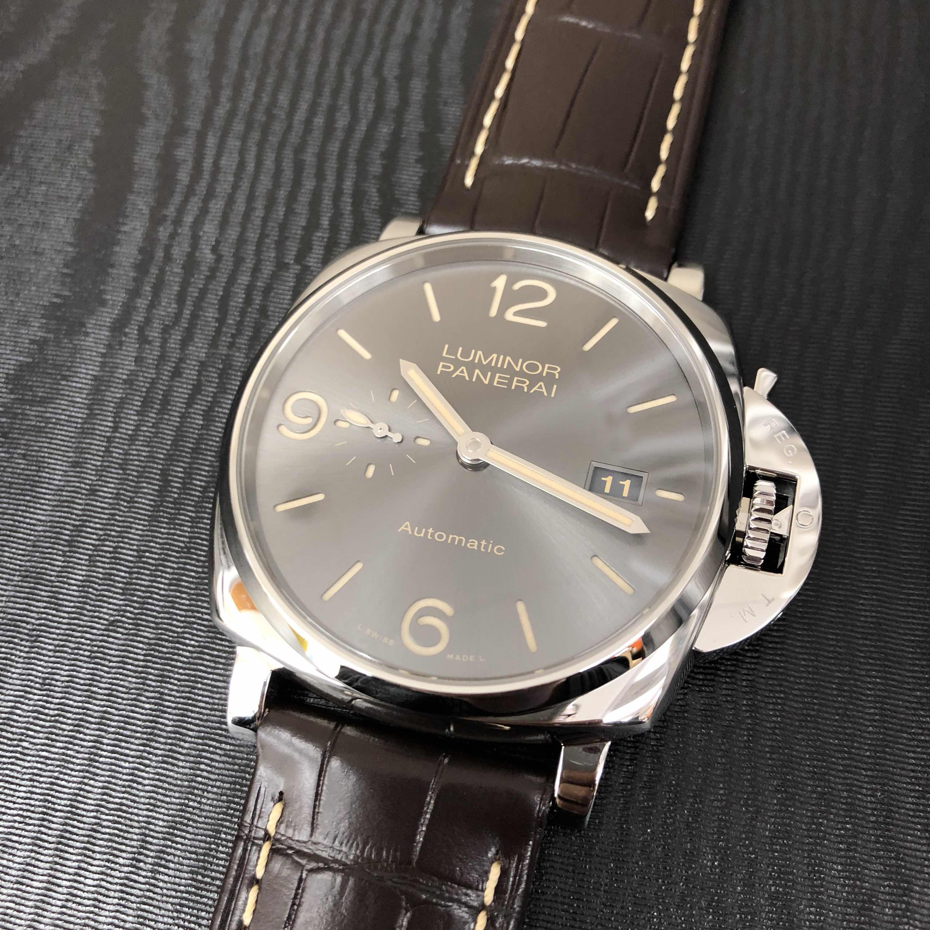 Panerai PAM00943  6