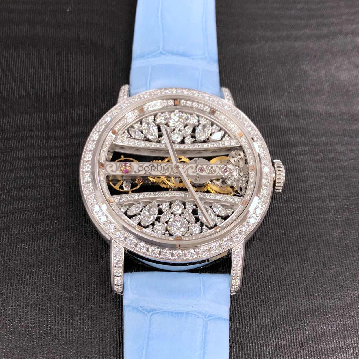 Corum 113.000.69/0F06 DG99G 6