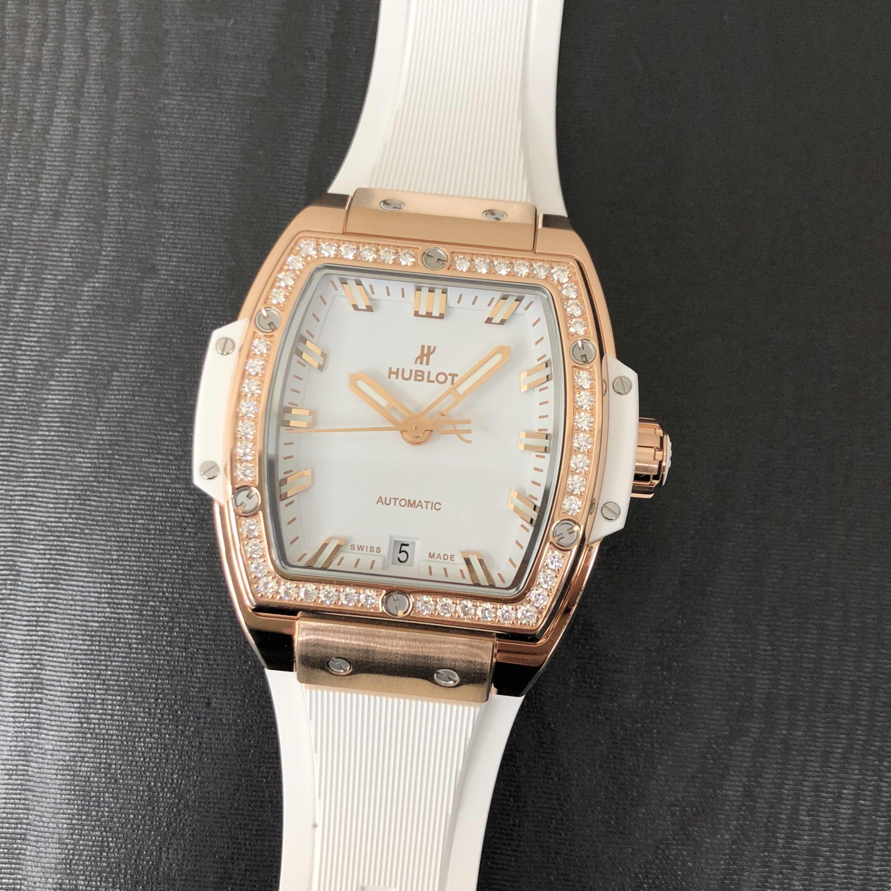Hublot 665.OE.2080.RW.1204 6