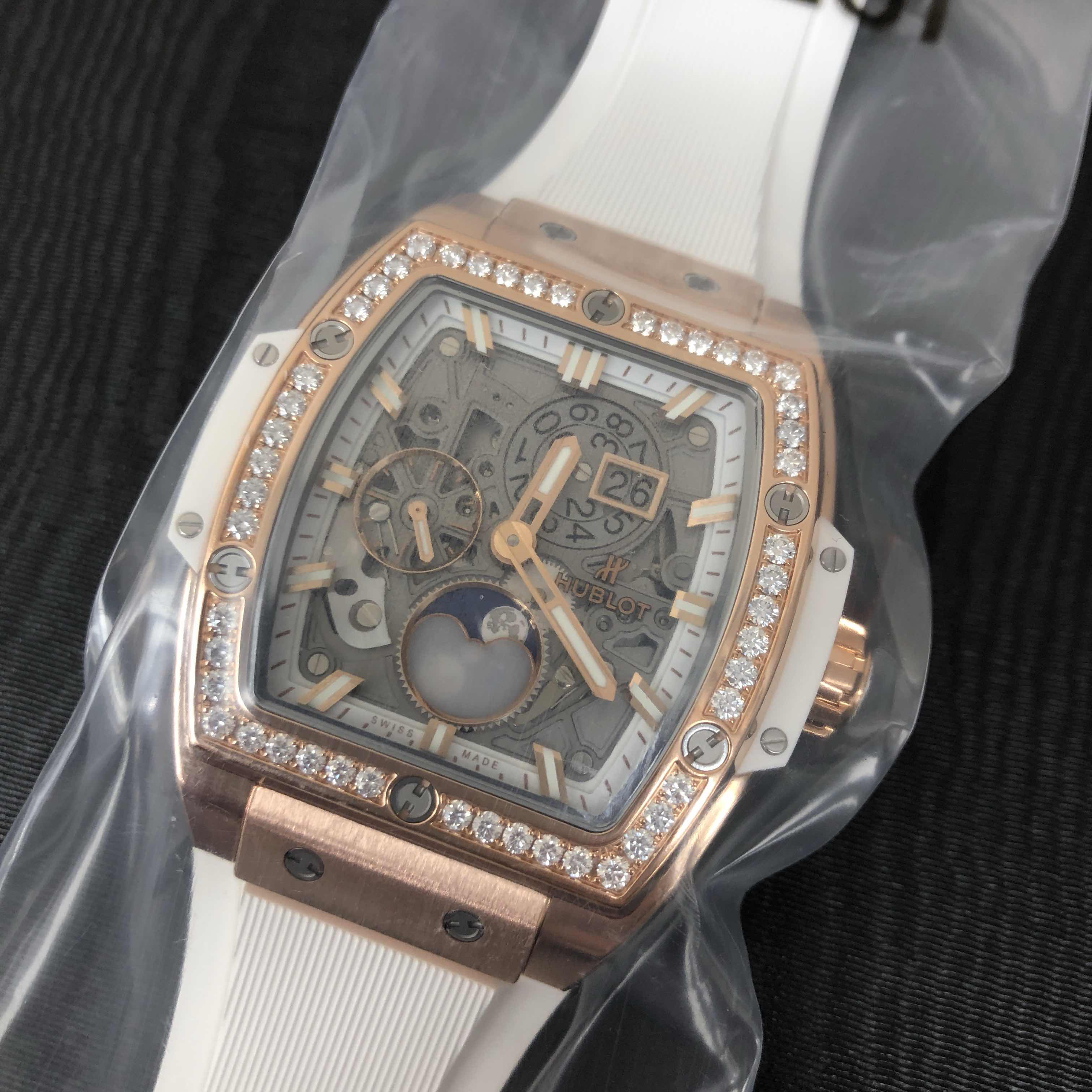 Hublot 647.OE.2080.RW.1204 6