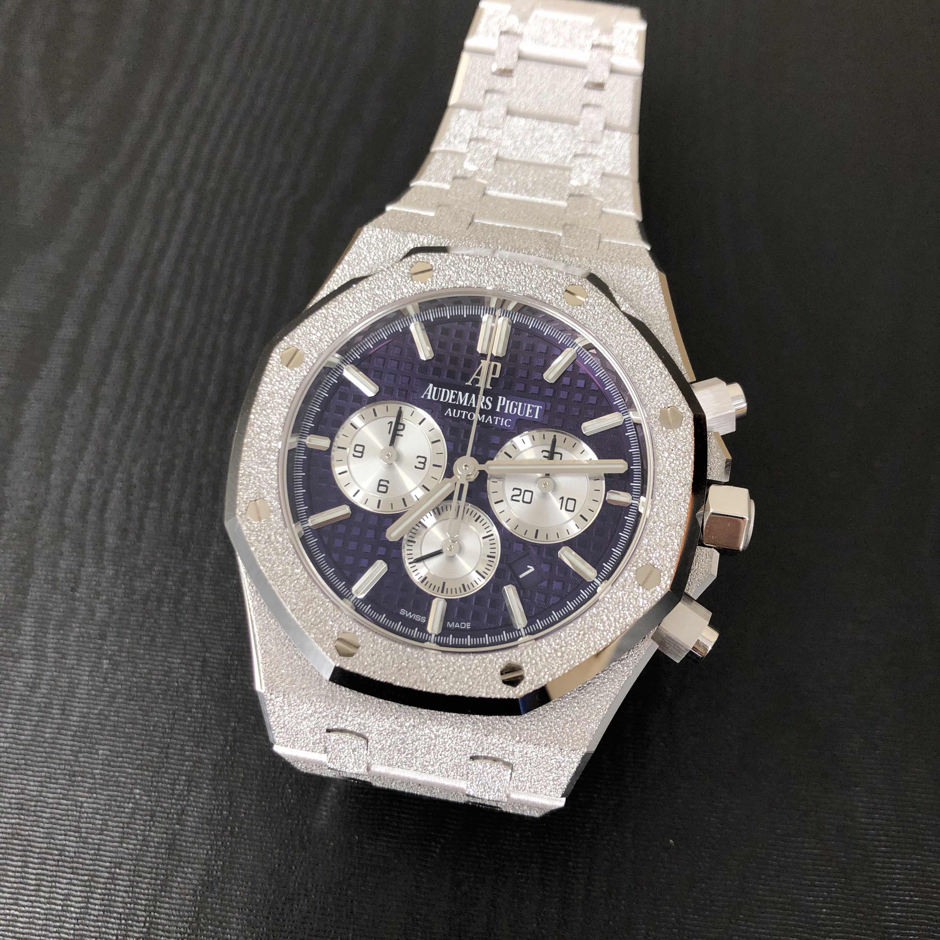 Audemars Piguet 26331BC.GG.1224BC.01 6